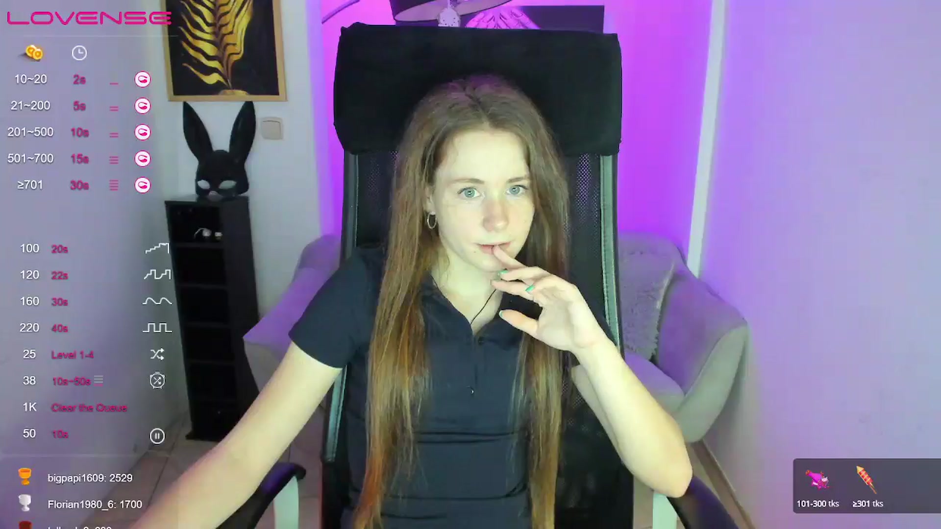 Gallery image thumbnail from Moonshinee's myfreecams stream on, 01/11/2025, 17:50 image 14 of 20