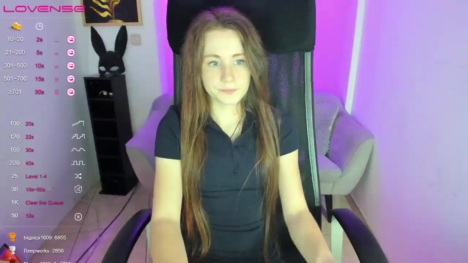 Gallery image thumbnail from Moonshinee's myfreecams stream on, 01/11/2025, 20:32 image 3 of 20