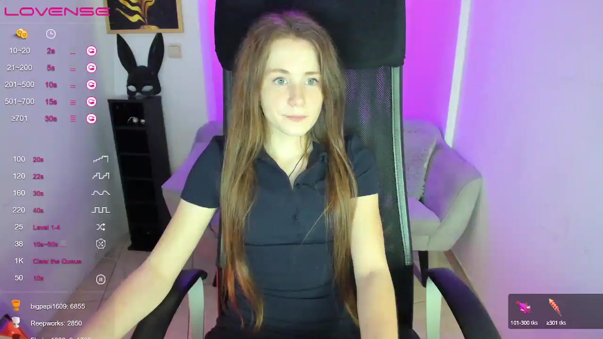 Gallery image thumbnail from Moonshinee's myfreecams stream on, 01/11/2025, 20:32 image 13 of 20