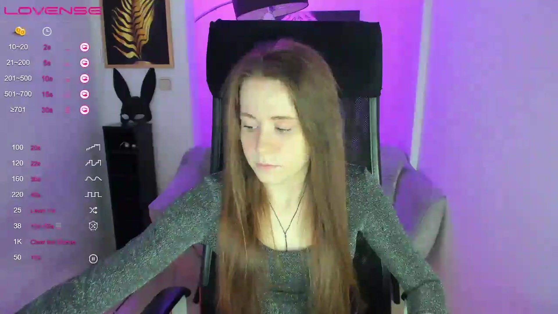 Gallery image thumbnail from Moonshinee's myfreecams stream on, 01/12/2025, 14:00 image 11 of 20