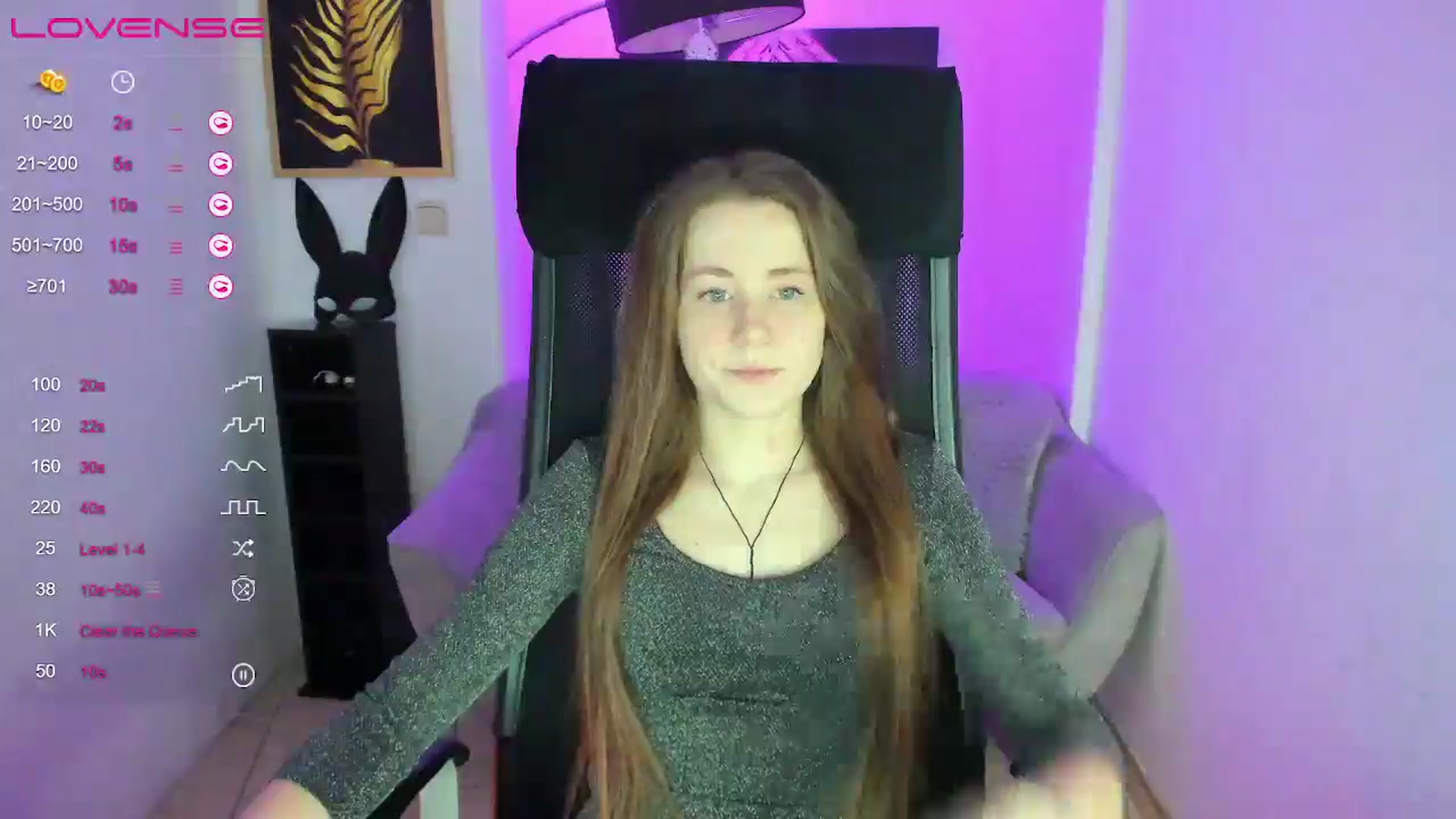 Gallery image thumbnail from Moonshinee's myfreecams stream on, 01/12/2025, 14:00 image 15 of 20