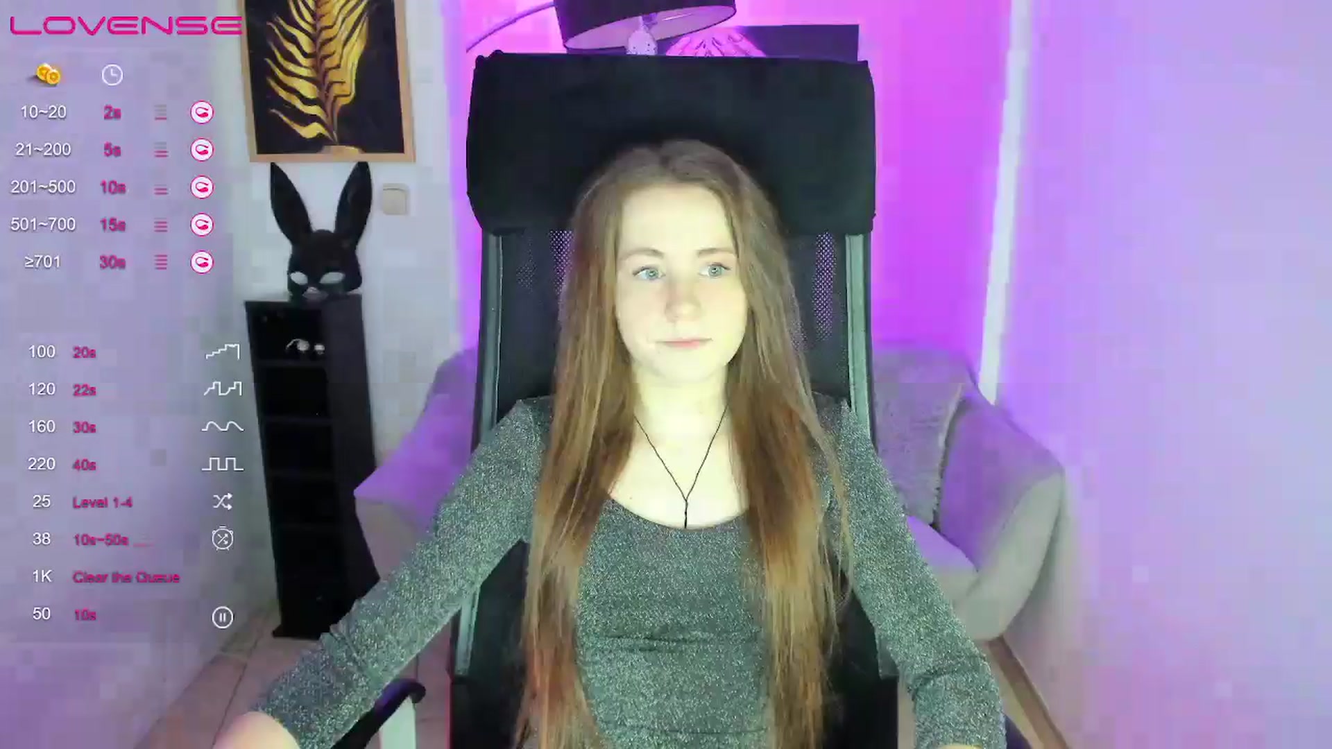Gallery image thumbnail from Moonshinee's myfreecams stream on, 01/12/2025, 14:00 image 16 of 20