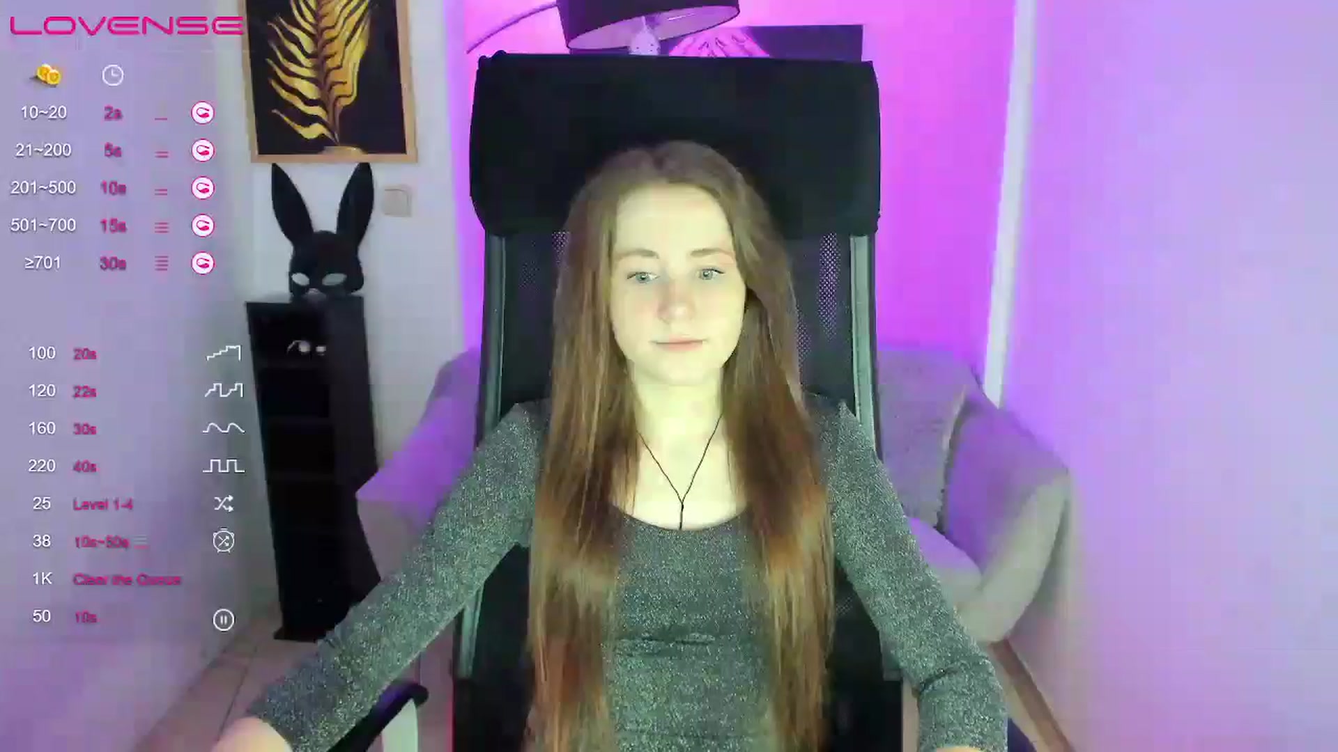 Gallery image thumbnail from Moonshinee's myfreecams stream on, 01/12/2025, 14:00 image 18 of 20