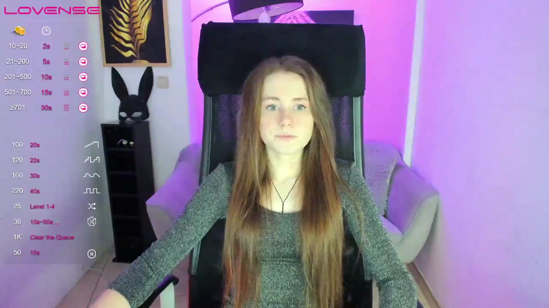 Gallery image thumbnail from Moonshinee's myfreecams stream on, 01/12/2025, 14:00 image 12 of 20