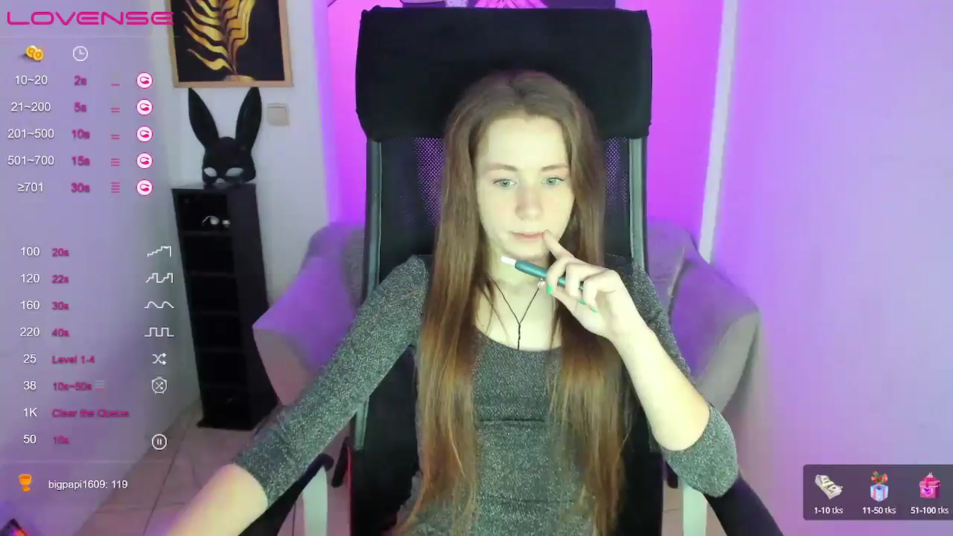Gallery image thumbnail from Moonshinee's myfreecams stream on, 01/12/2025, 15:23 image 6 of 20