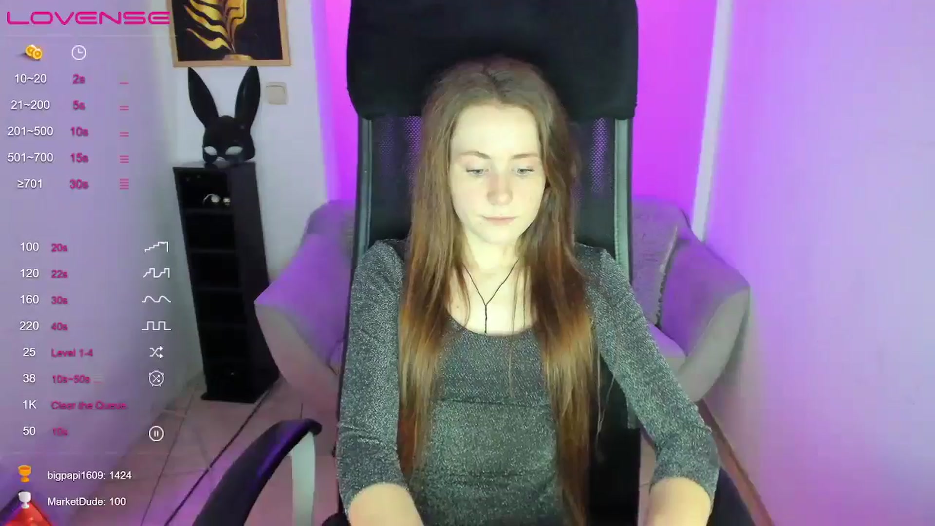 Gallery image thumbnail from Moonshinee's myfreecams stream on, 01/12/2025, 16:18 image 15 of 20