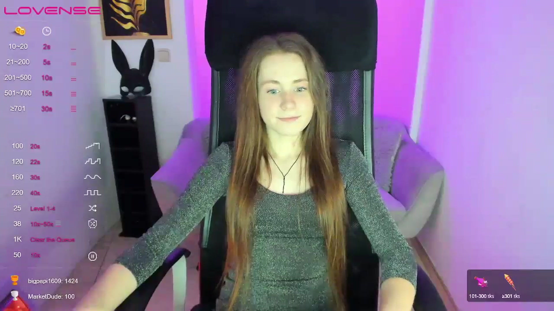 Gallery image thumbnail from Moonshinee's myfreecams stream on, 01/12/2025, 16:18 image 12 of 20