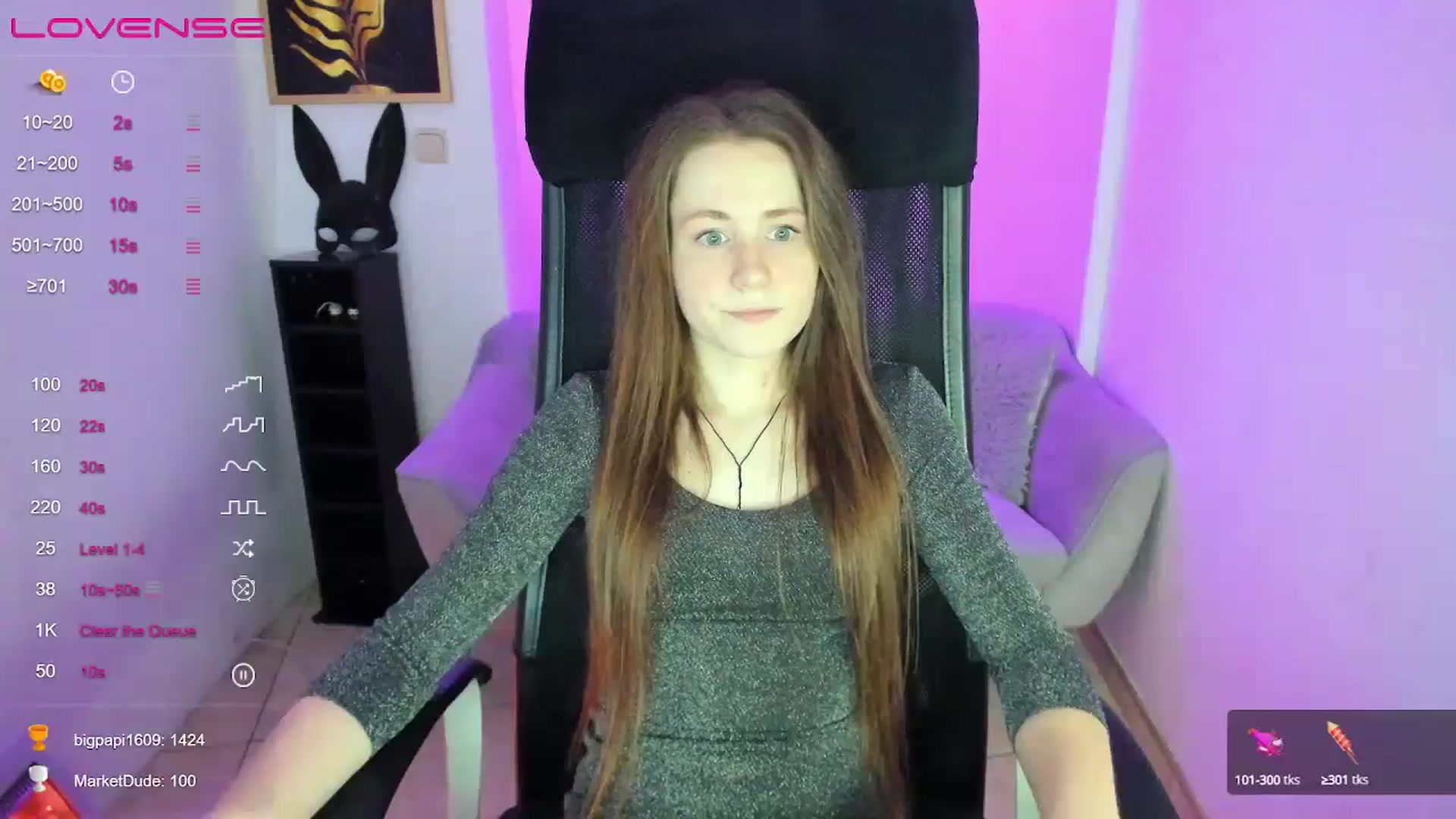 Gallery image thumbnail from Moonshinee's myfreecams stream on, 01/12/2025, 16:18 image 17 of 20