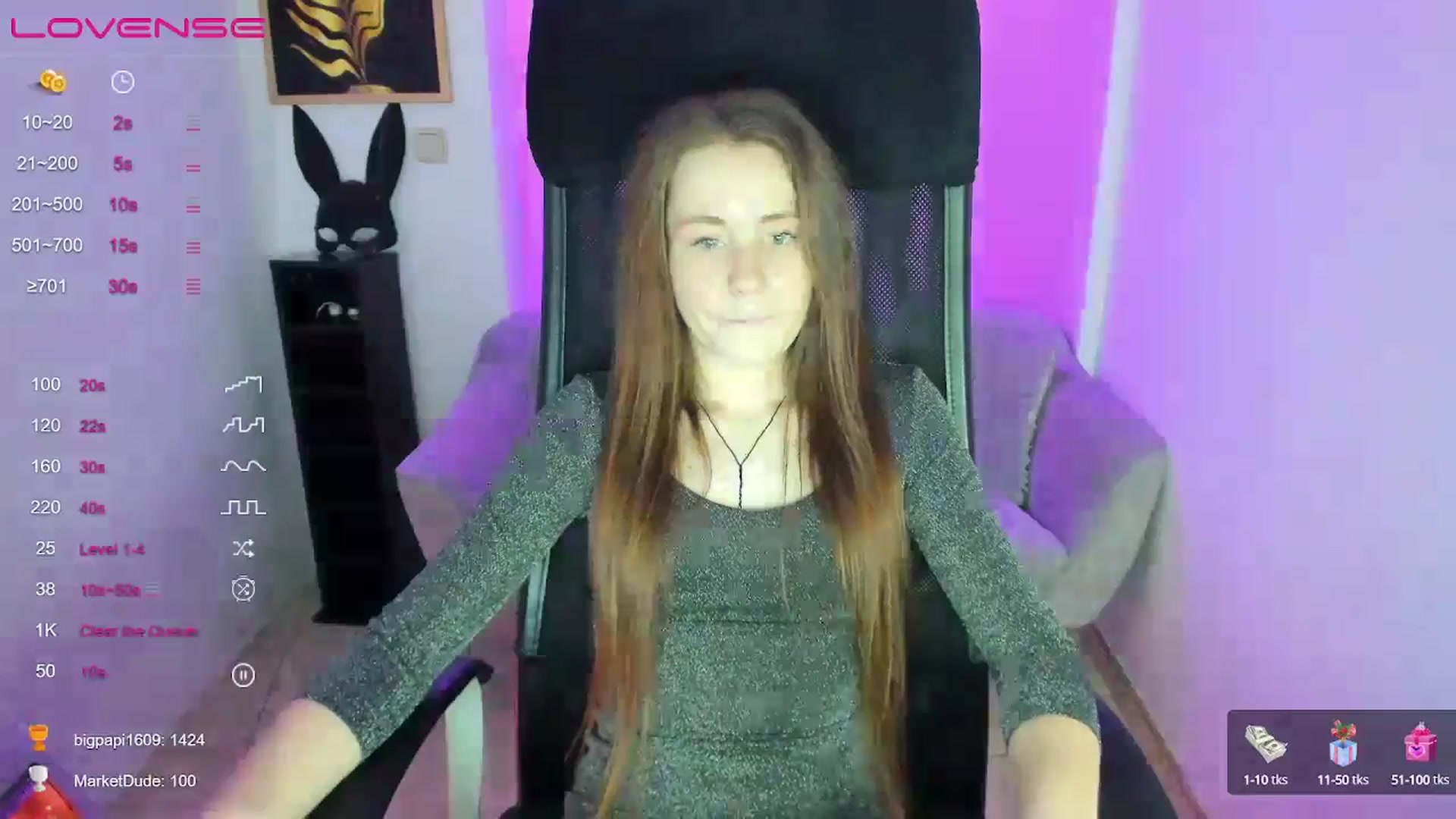Gallery image thumbnail from Moonshinee's myfreecams stream on, 01/12/2025, 16:18 image 14 of 20