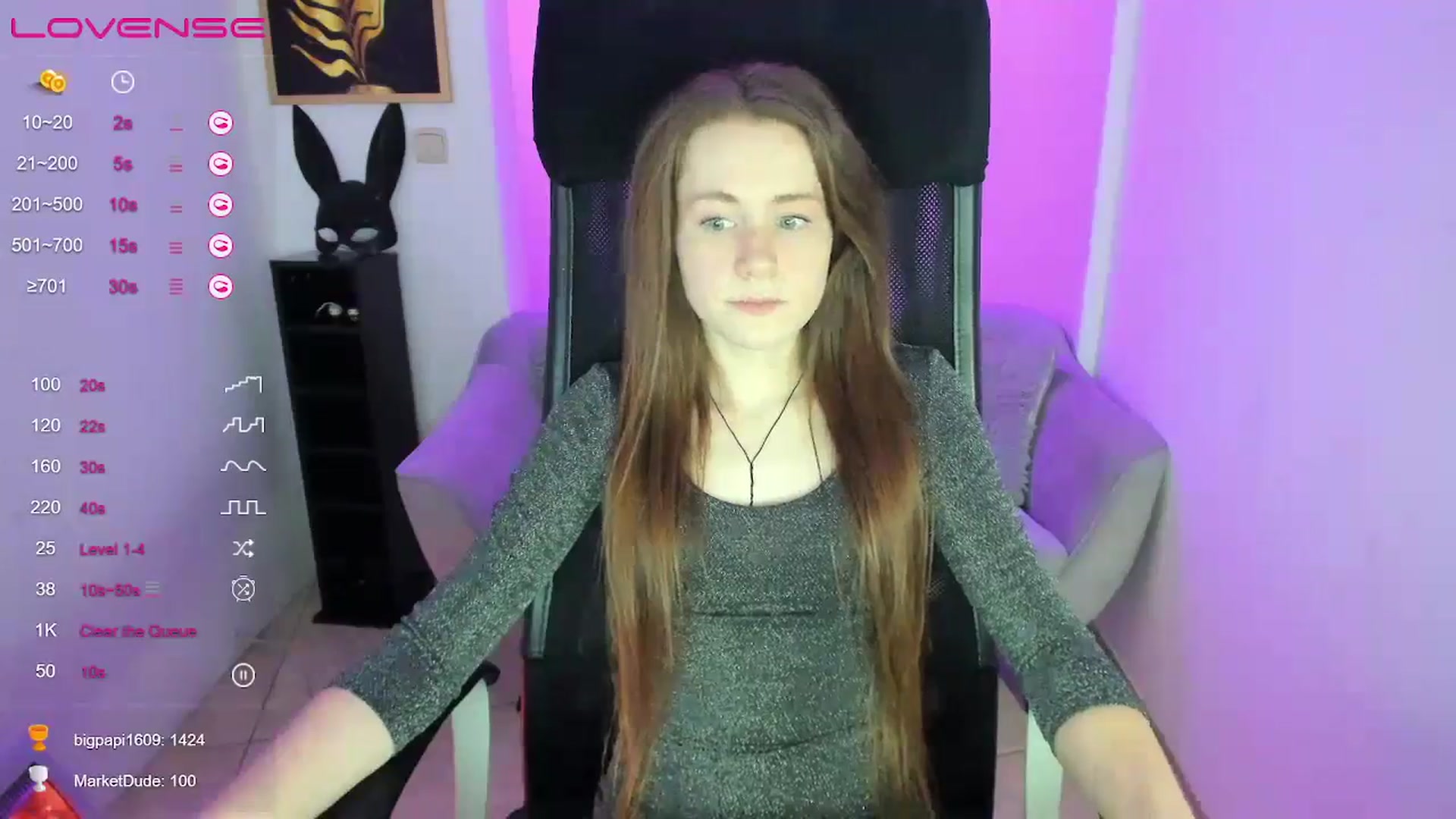 Gallery image thumbnail from Moonshinee's myfreecams stream on, 01/12/2025, 16:45 image 3 of 20