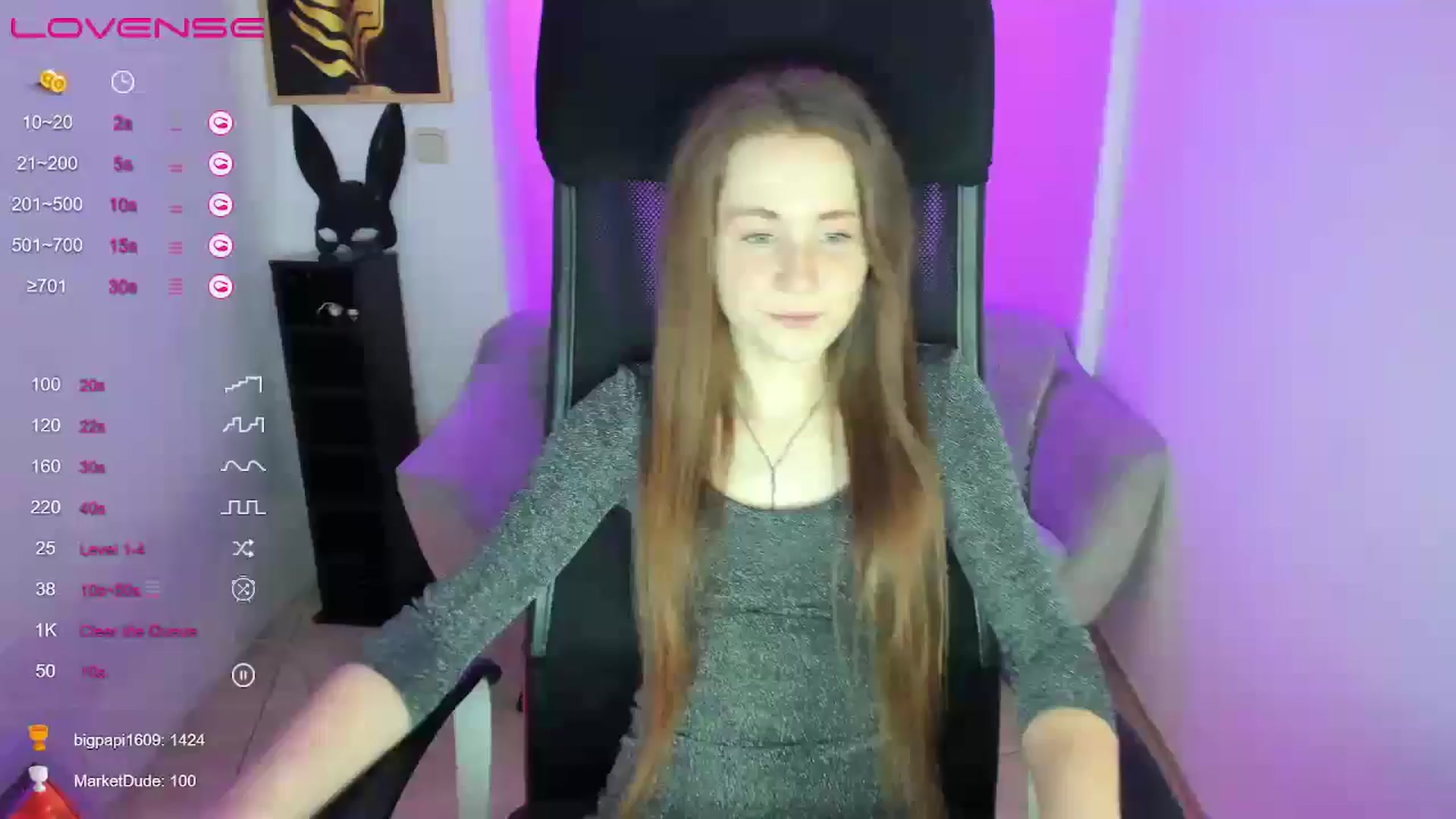 Gallery image thumbnail from Moonshinee's myfreecams stream on, 01/12/2025, 16:45 image 10 of 20