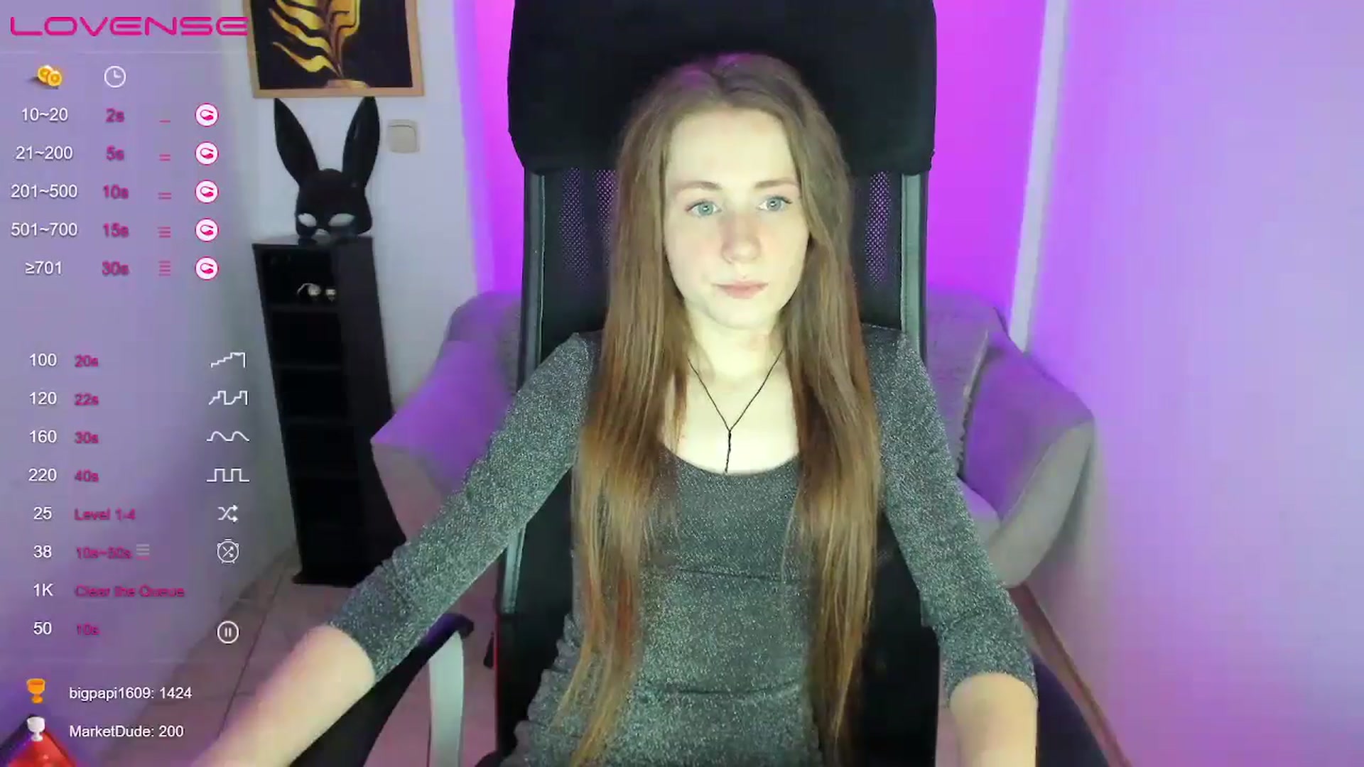 Gallery image thumbnail from Moonshinee's myfreecams stream on, 01/12/2025, 16:45 image 15 of 20