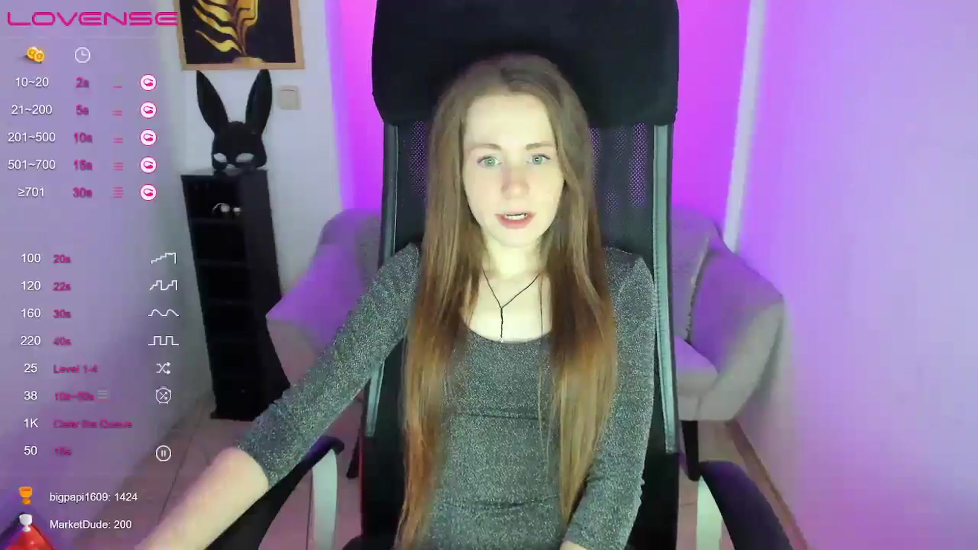 Gallery image thumbnail from Moonshinee's myfreecams stream on, 01/12/2025, 16:45 image 11 of 20