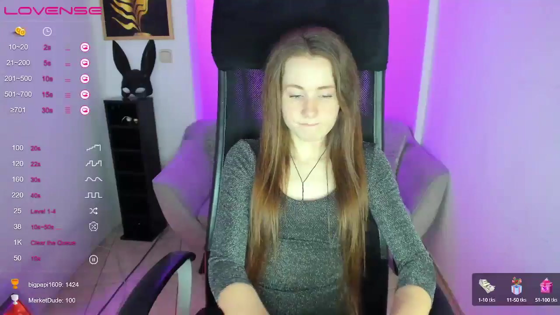 Gallery image thumbnail from Moonshinee's myfreecams stream on, 01/12/2025, 16:45 image 7 of 20
