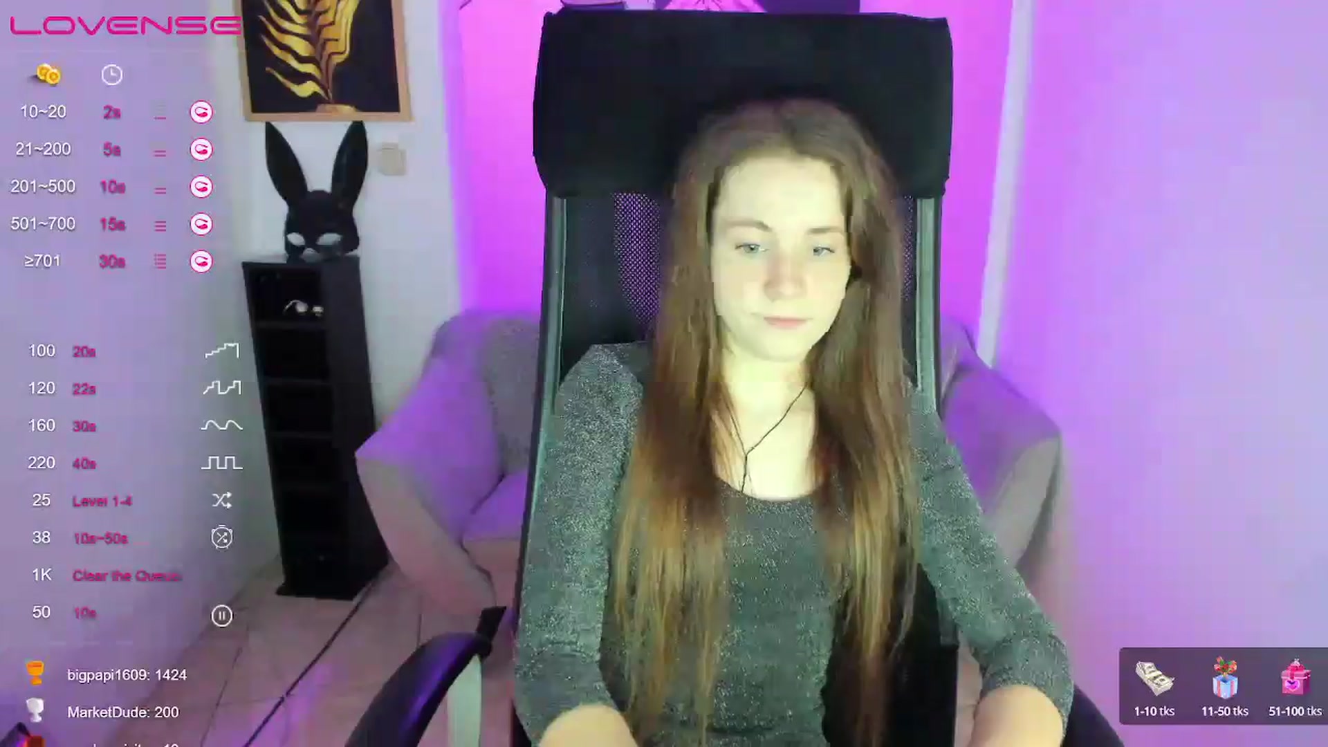 Gallery image thumbnail from Moonshinee's myfreecams stream on, 01/12/2025, 17:56 image 12 of 20