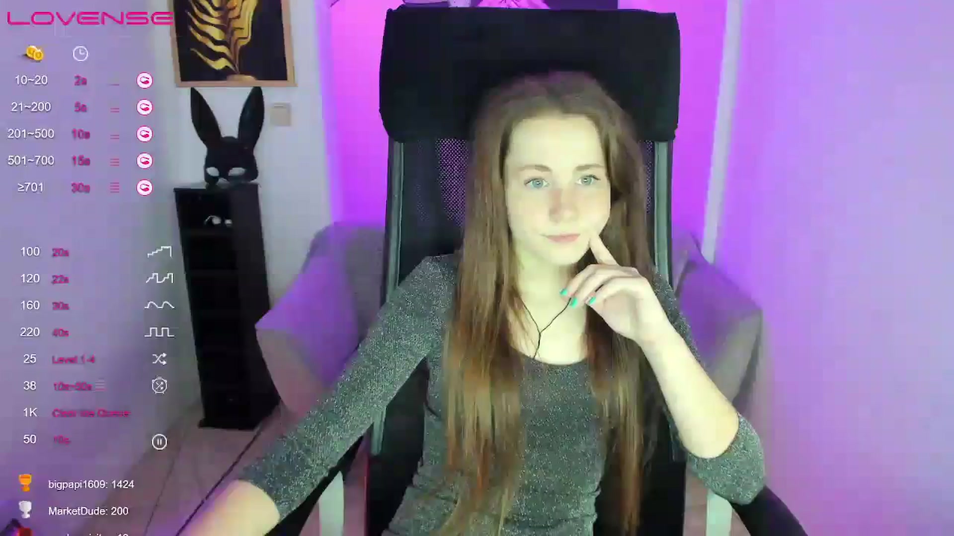 Gallery image thumbnail from Moonshinee's myfreecams stream on, 01/12/2025, 17:56 image 11 of 20