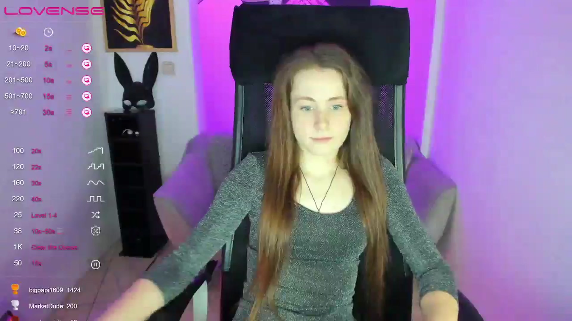 Gallery image thumbnail from Moonshinee's myfreecams stream on, 01/12/2025, 17:56 image 18 of 20