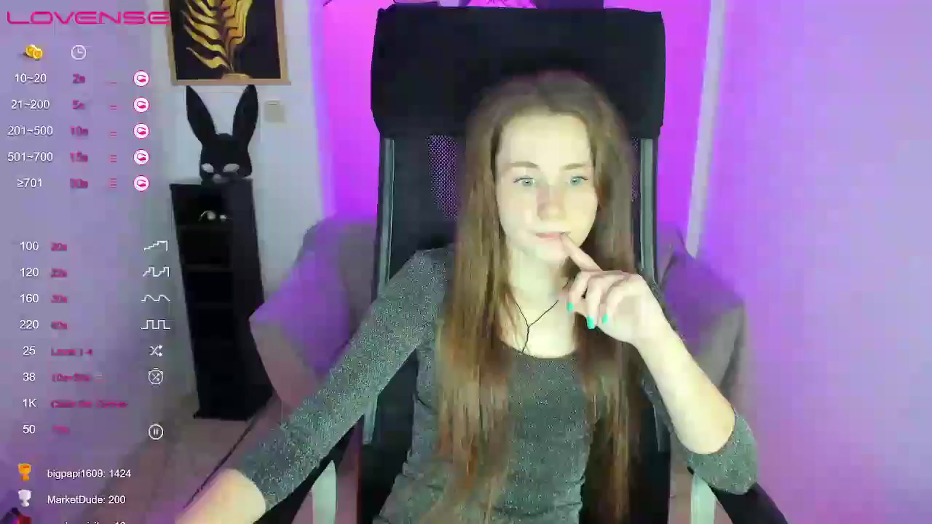 Gallery image thumbnail from Moonshinee's myfreecams stream on, 01/12/2025, 17:56 image 6 of 20