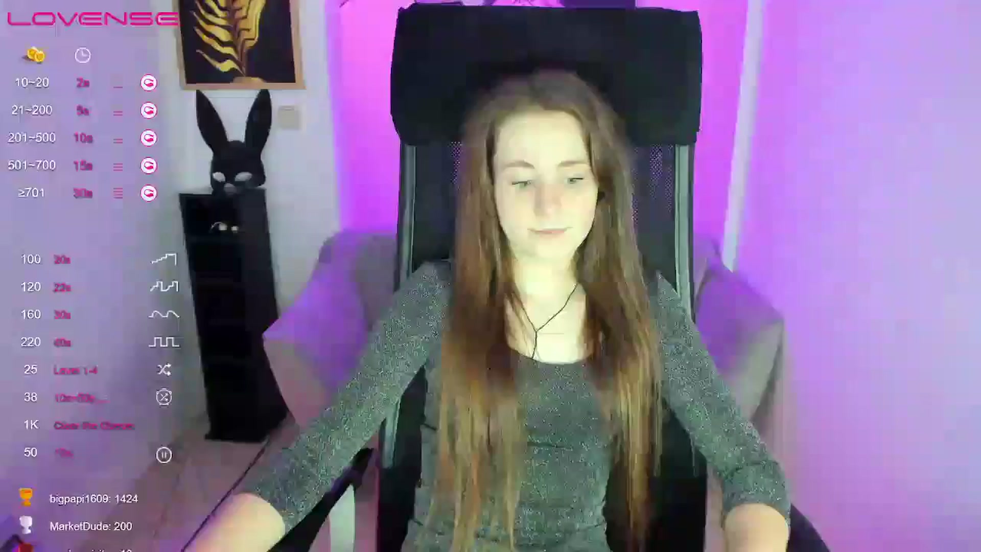 Gallery image thumbnail from Moonshinee's myfreecams stream on, 01/12/2025, 17:56 image 13 of 20