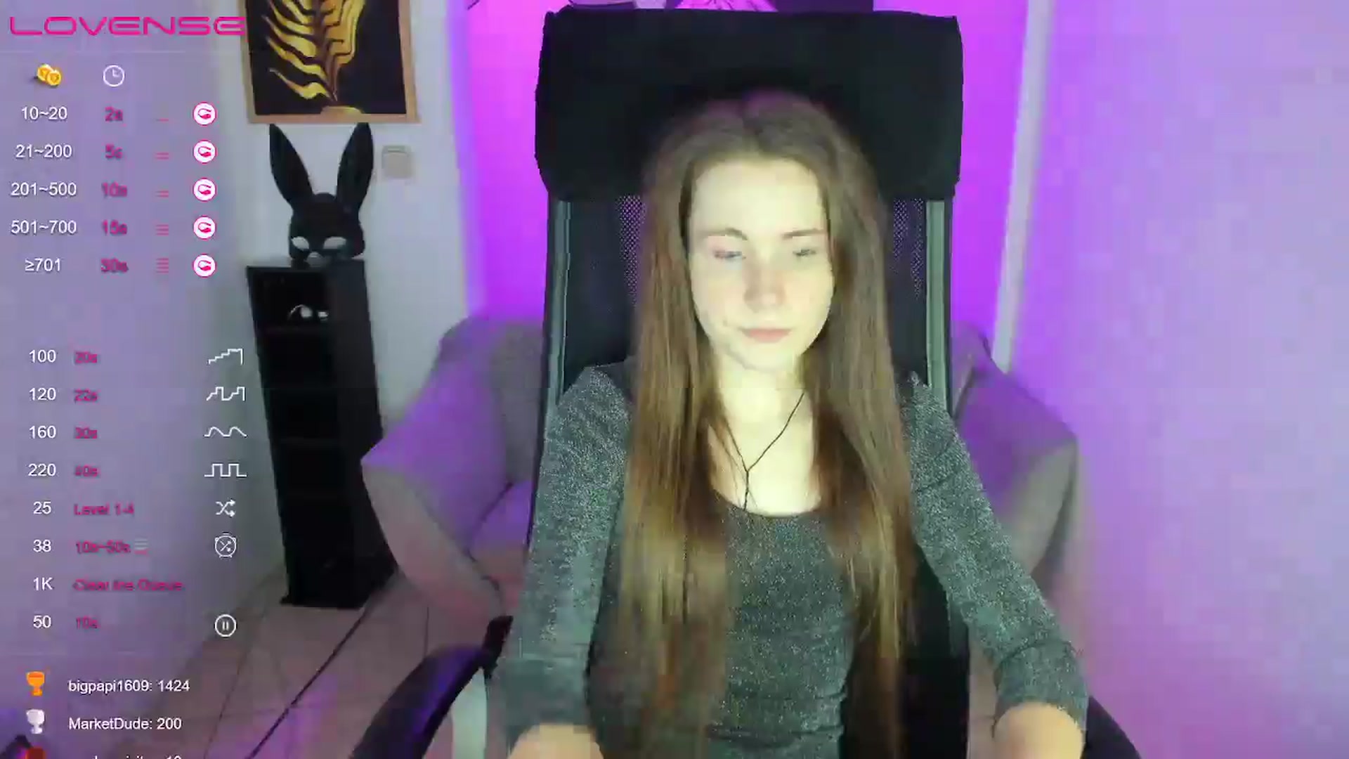 Gallery image thumbnail from Moonshinee's myfreecams stream on, 01/12/2025, 17:56 image 2 of 20