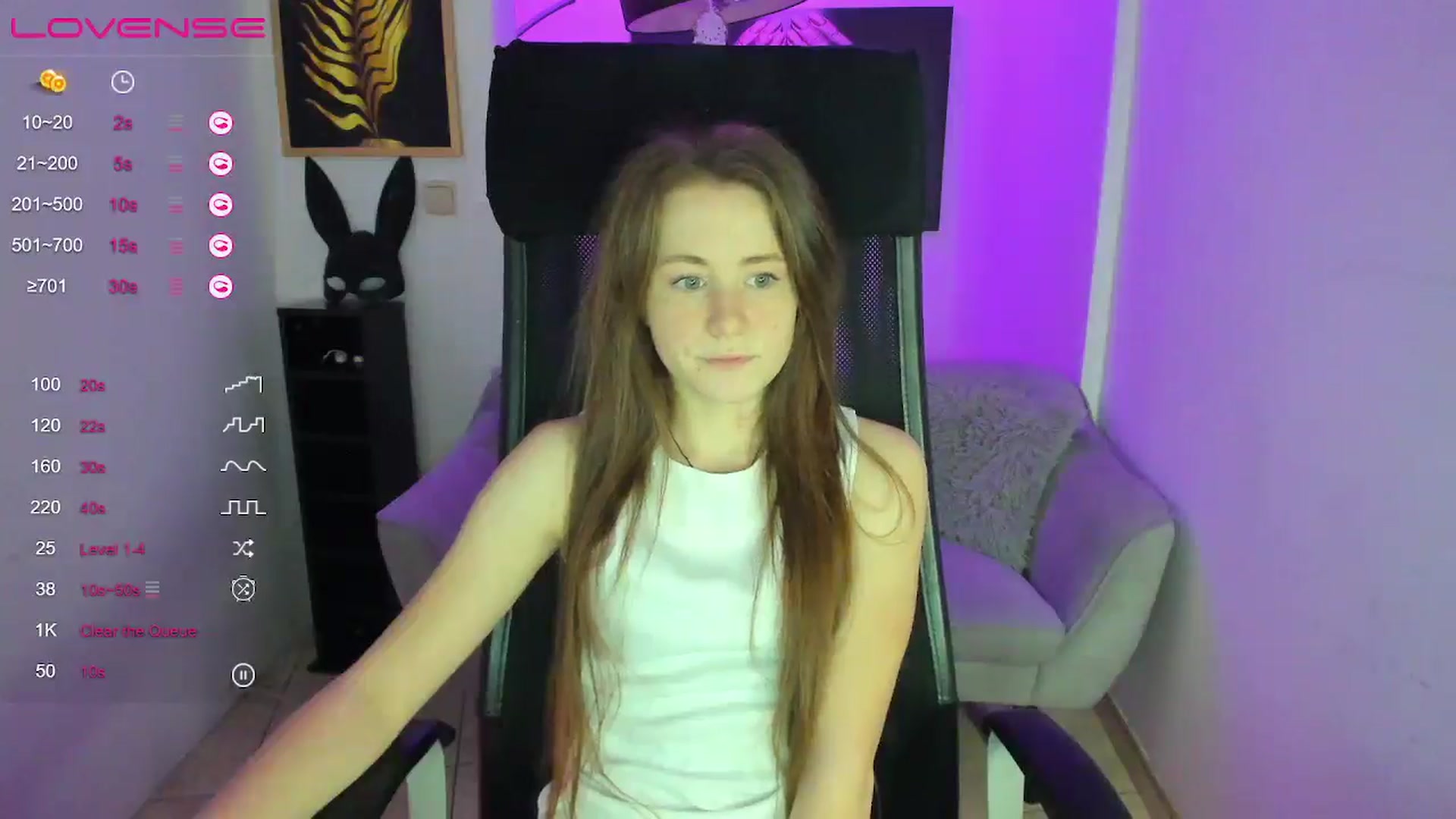 Gallery image thumbnail from Moonshinee's myfreecams stream on, 01/15/2025, 14:58 image 2 of 20