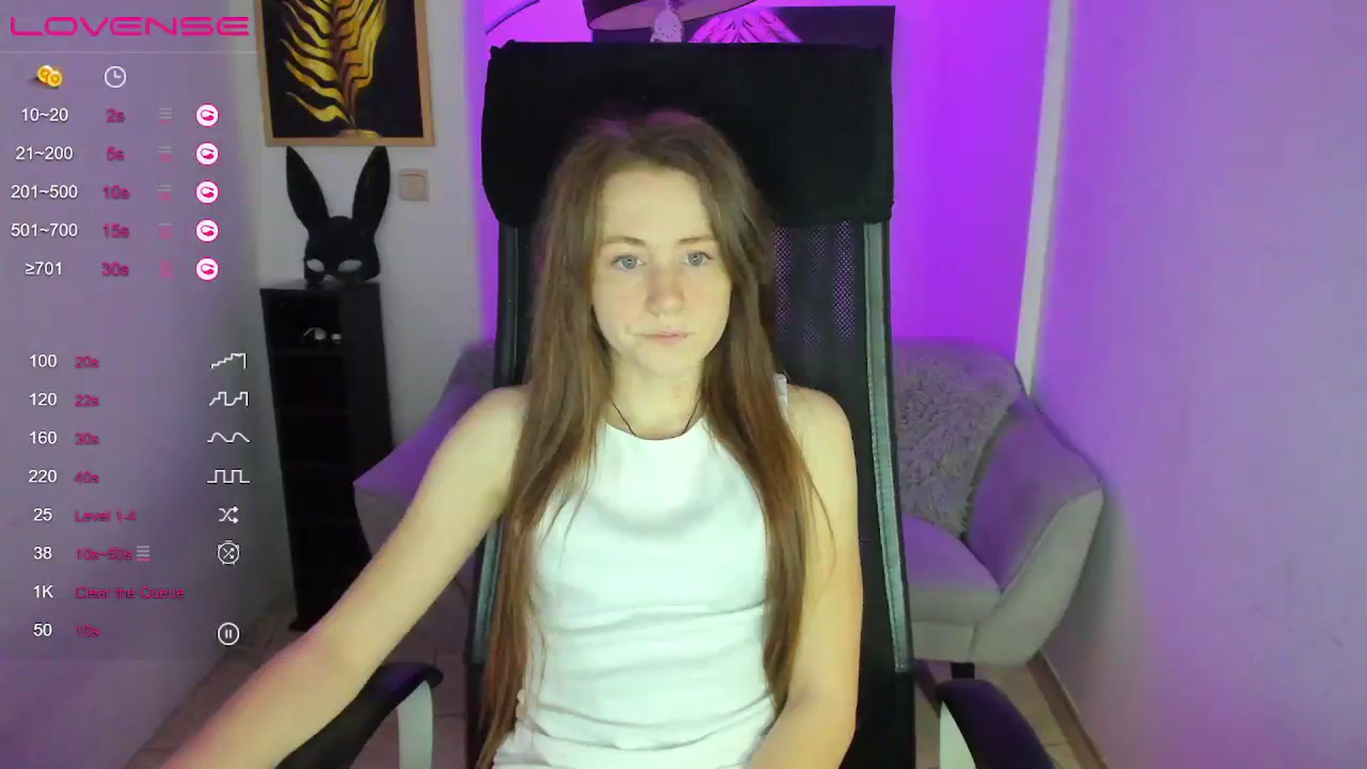 Gallery image thumbnail from Moonshinee's myfreecams stream on, 01/15/2025, 14:58 image 4 of 20