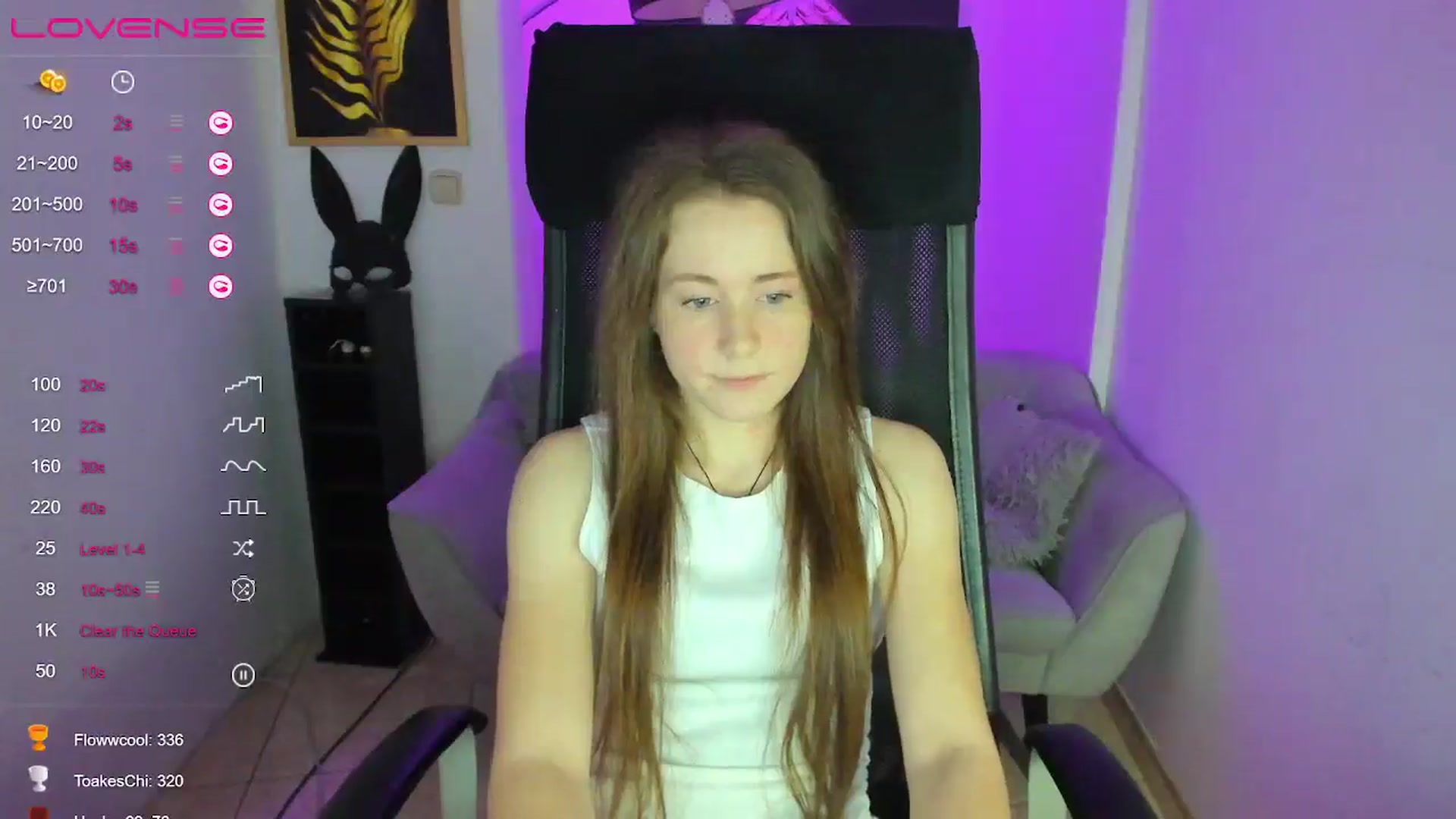 Gallery image thumbnail from Moonshinee's myfreecams stream on, 01/15/2025, 17:08 image 9 of 20
