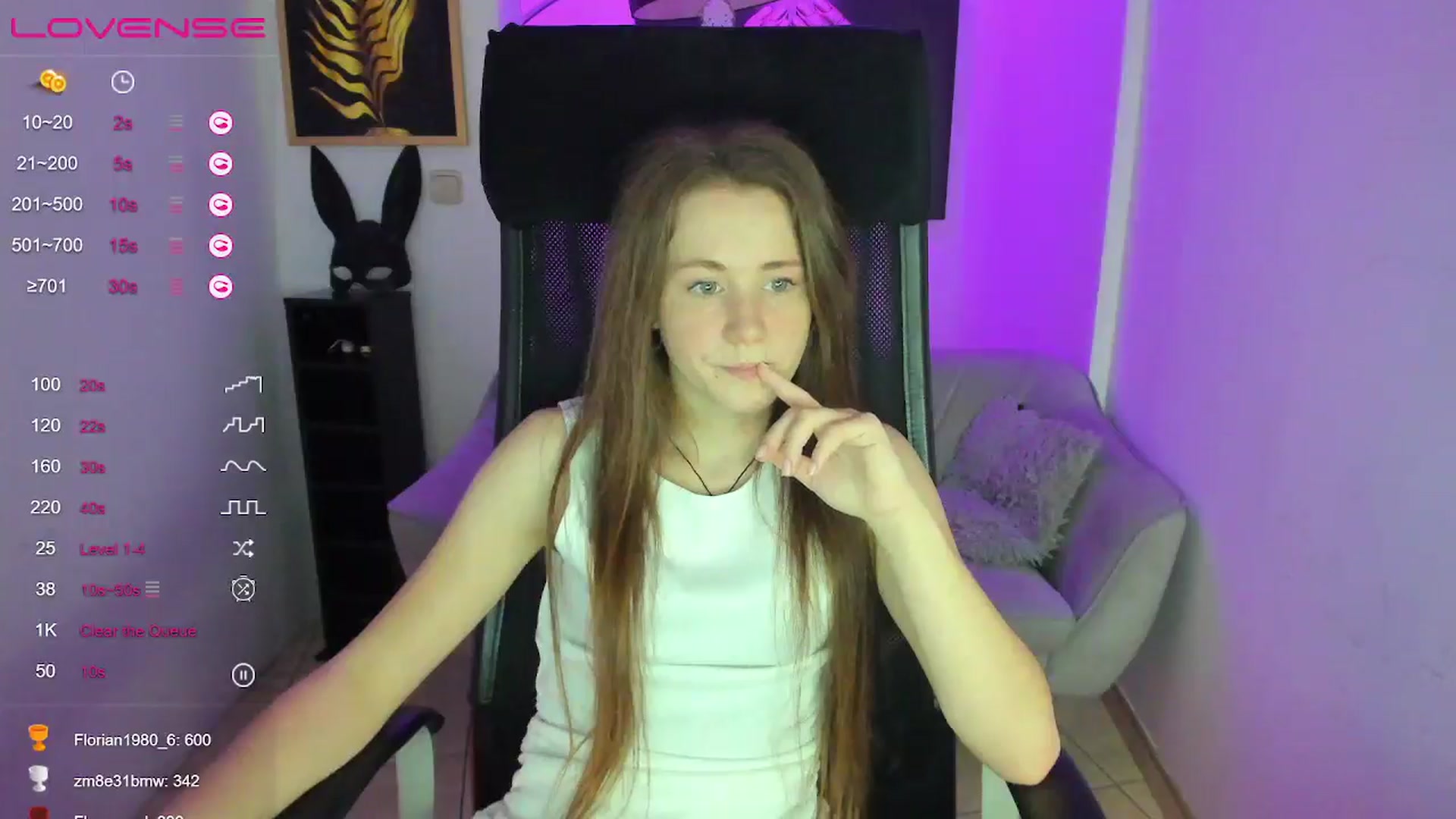 Gallery image thumbnail from Moonshinee's myfreecams stream on, 01/15/2025, 18:44 image 12 of 20