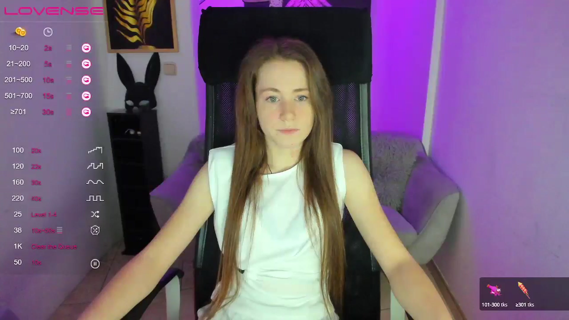 Gallery image thumbnail from Moonshinee's myfreecams stream on, 01/16/2025, 13:20 image 9 of 20