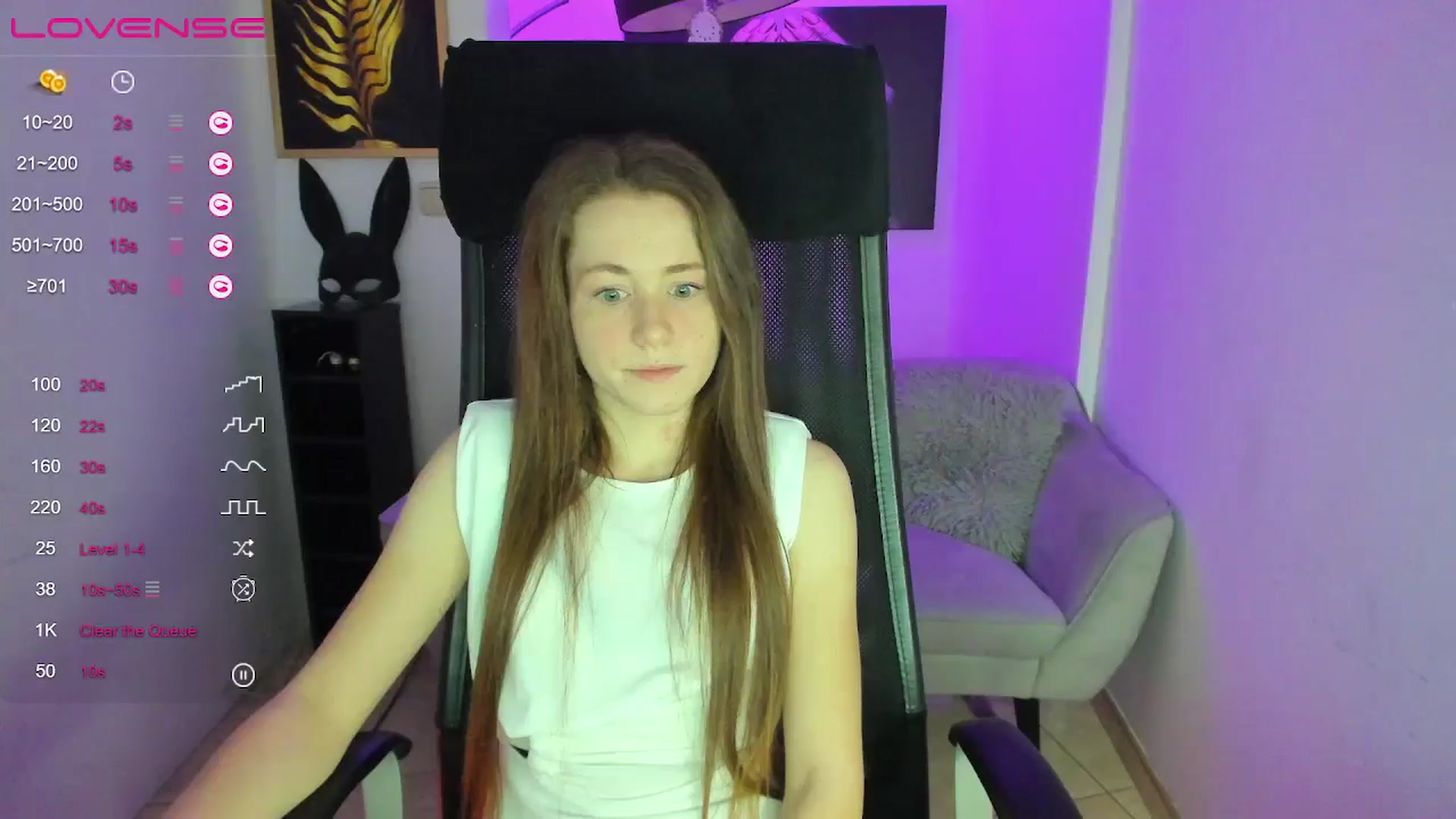 Gallery image thumbnail from Moonshinee's myfreecams stream on, 01/16/2025, 14:27 image 1 of 20