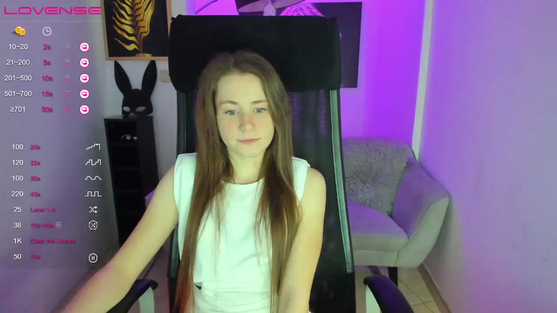 Gallery image thumbnail from Moonshinee's myfreecams stream on, 01/16/2025, 14:27 image 2 of 20