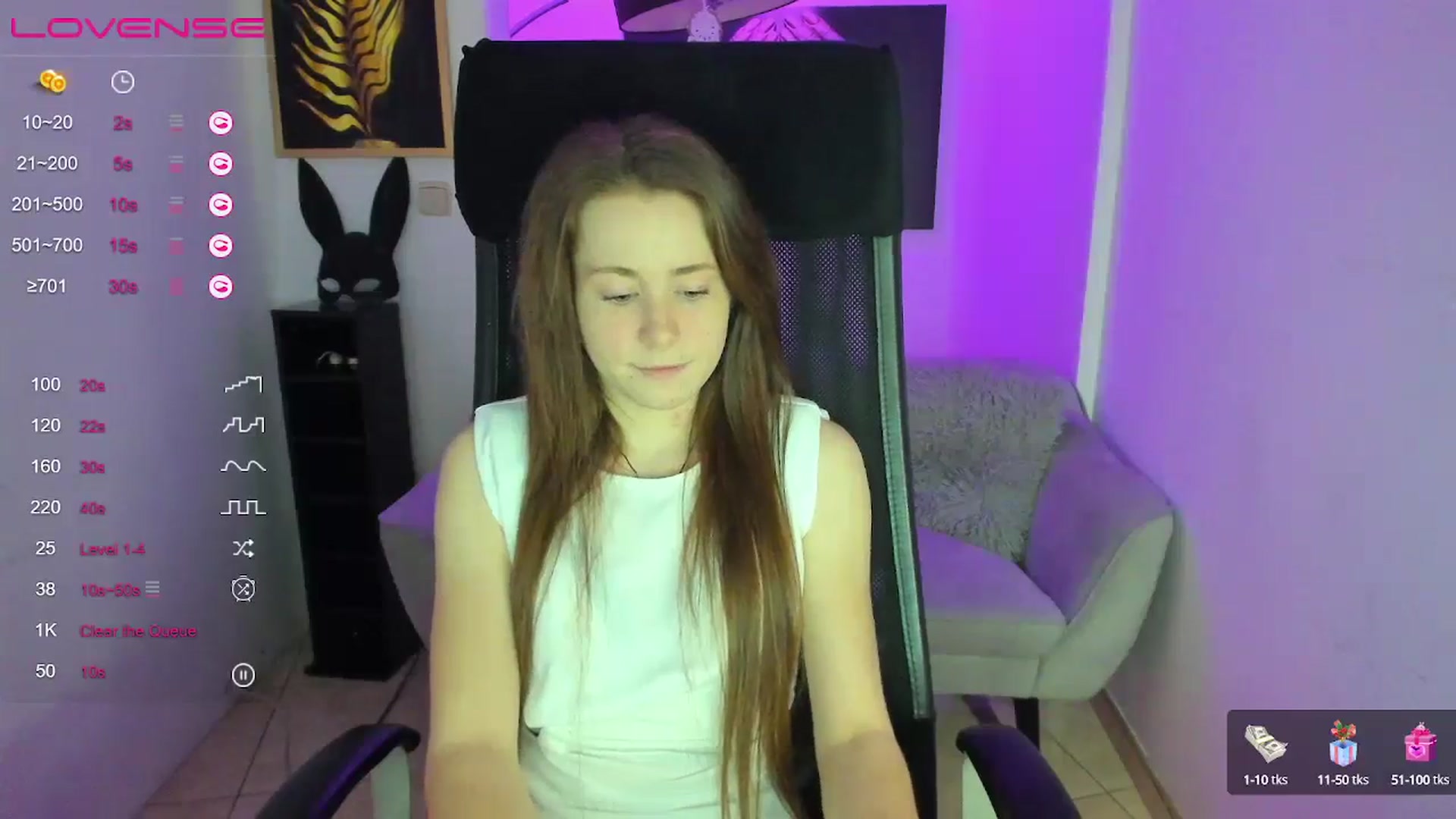 Gallery image thumbnail from Moonshinee's myfreecams stream on, 01/16/2025, 14:27 image 10 of 20