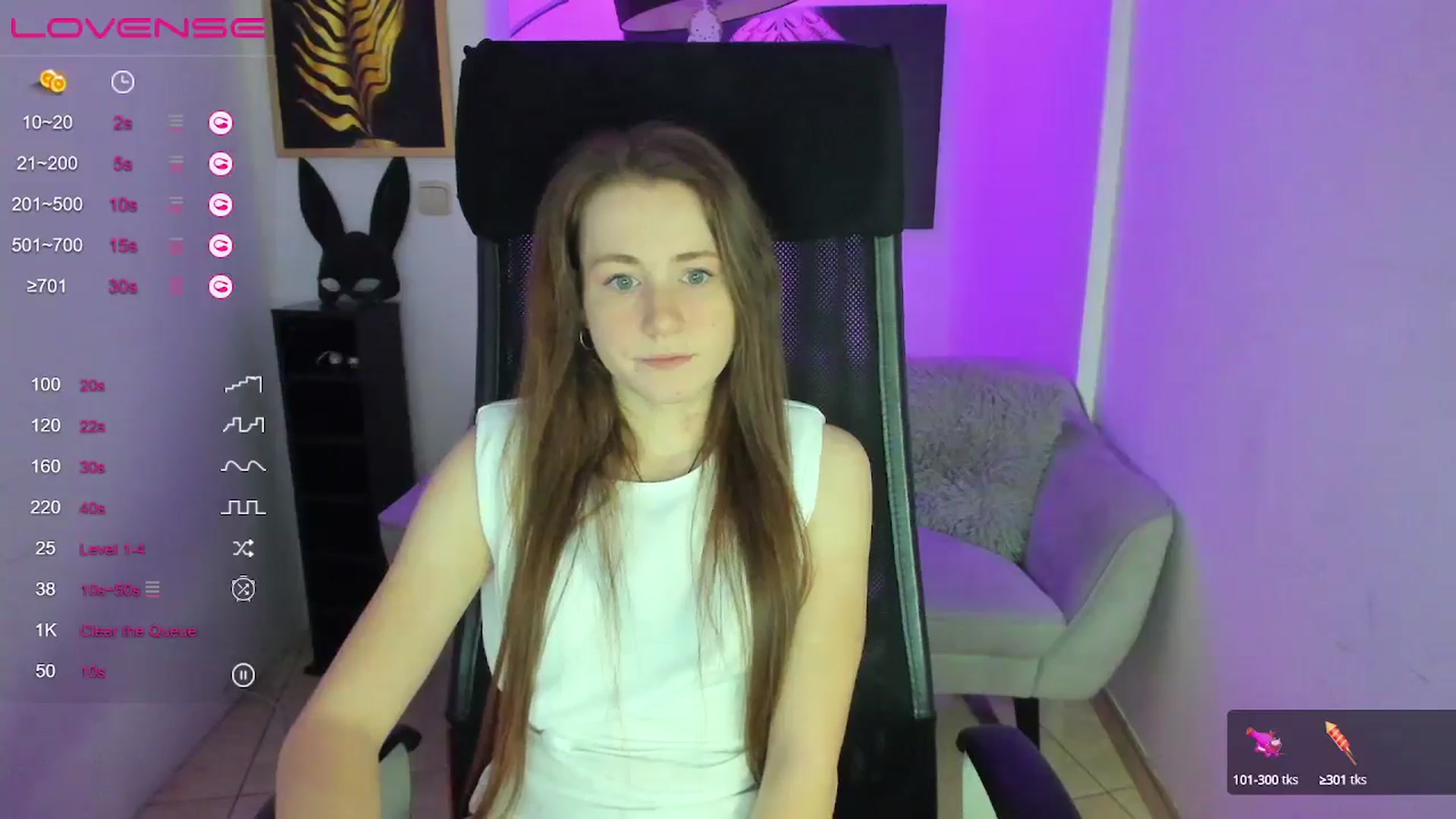 Gallery image thumbnail from Moonshinee's myfreecams stream on, 01/16/2025, 14:27 image 18 of 20