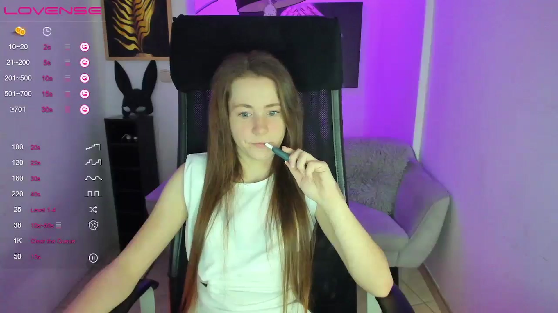 Gallery image thumbnail from Moonshinee's myfreecams stream on, 01/16/2025, 14:27 image 5 of 20