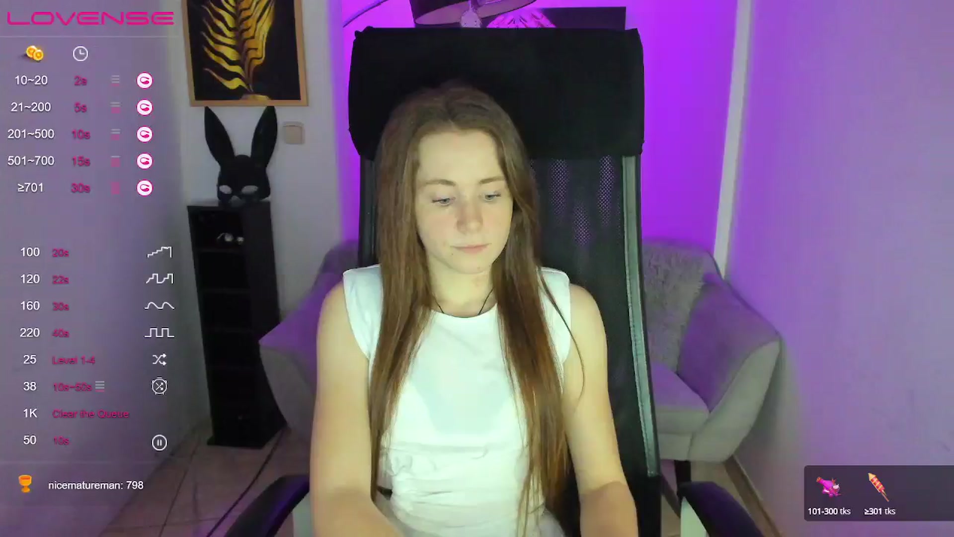 Gallery image thumbnail from Moonshinee's myfreecams stream on, 01/16/2025, 17:15 image 7 of 20