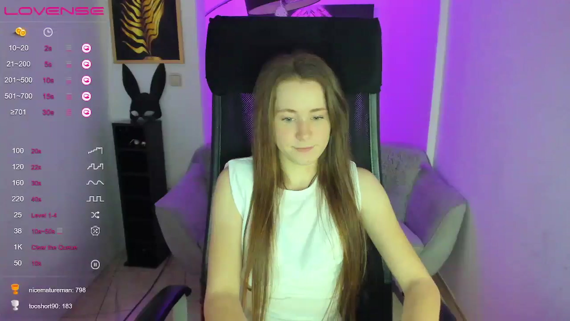 Gallery image thumbnail from Moonshinee's myfreecams stream on, 01/16/2025, 17:15 image 13 of 20