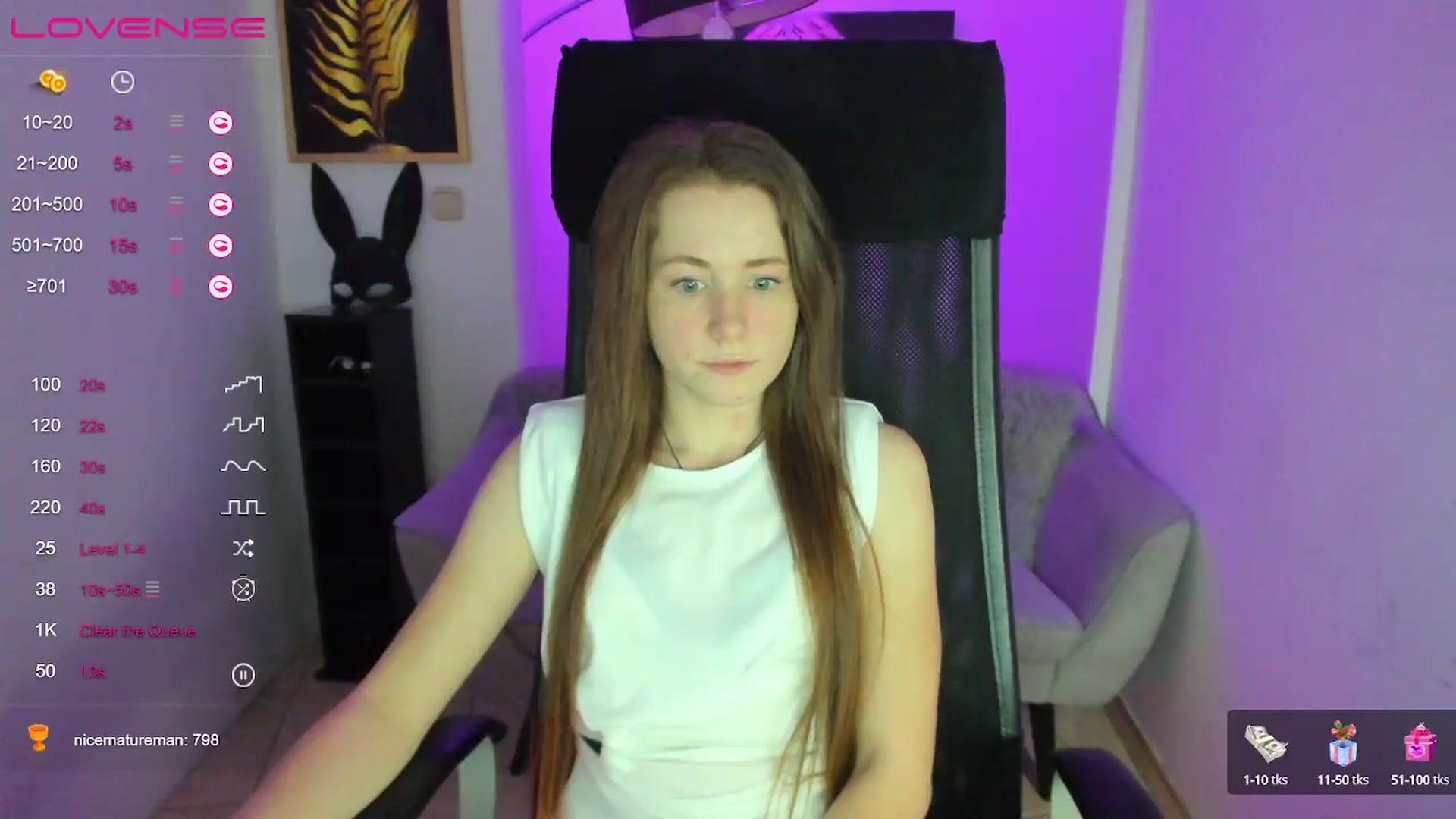 Gallery image thumbnail from Moonshinee's myfreecams stream on, 01/16/2025, 17:15 image 9 of 20