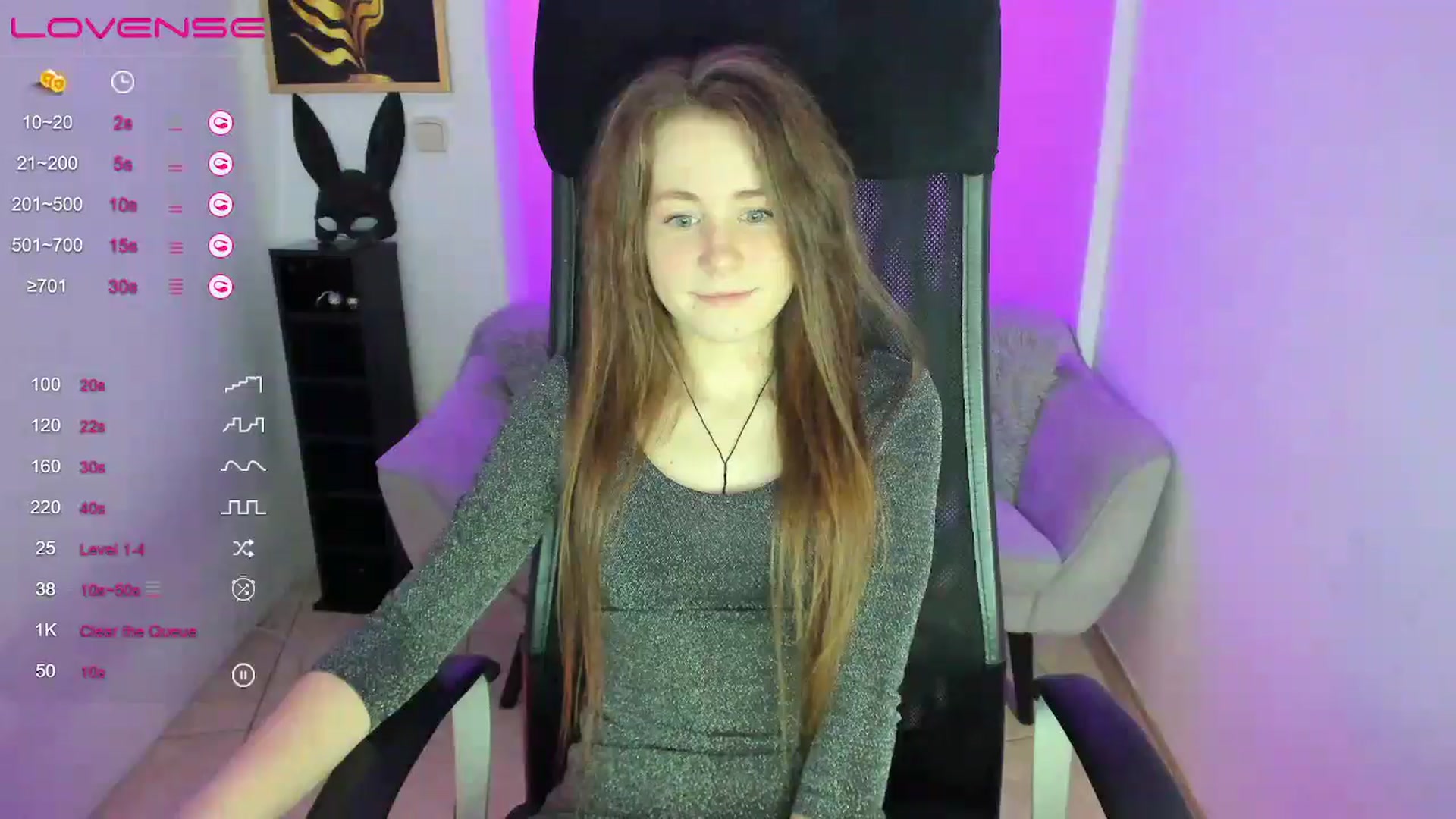 Gallery image thumbnail from Moonshinee's myfreecams stream on, 01/17/2025, 13:31 image 6 of 20