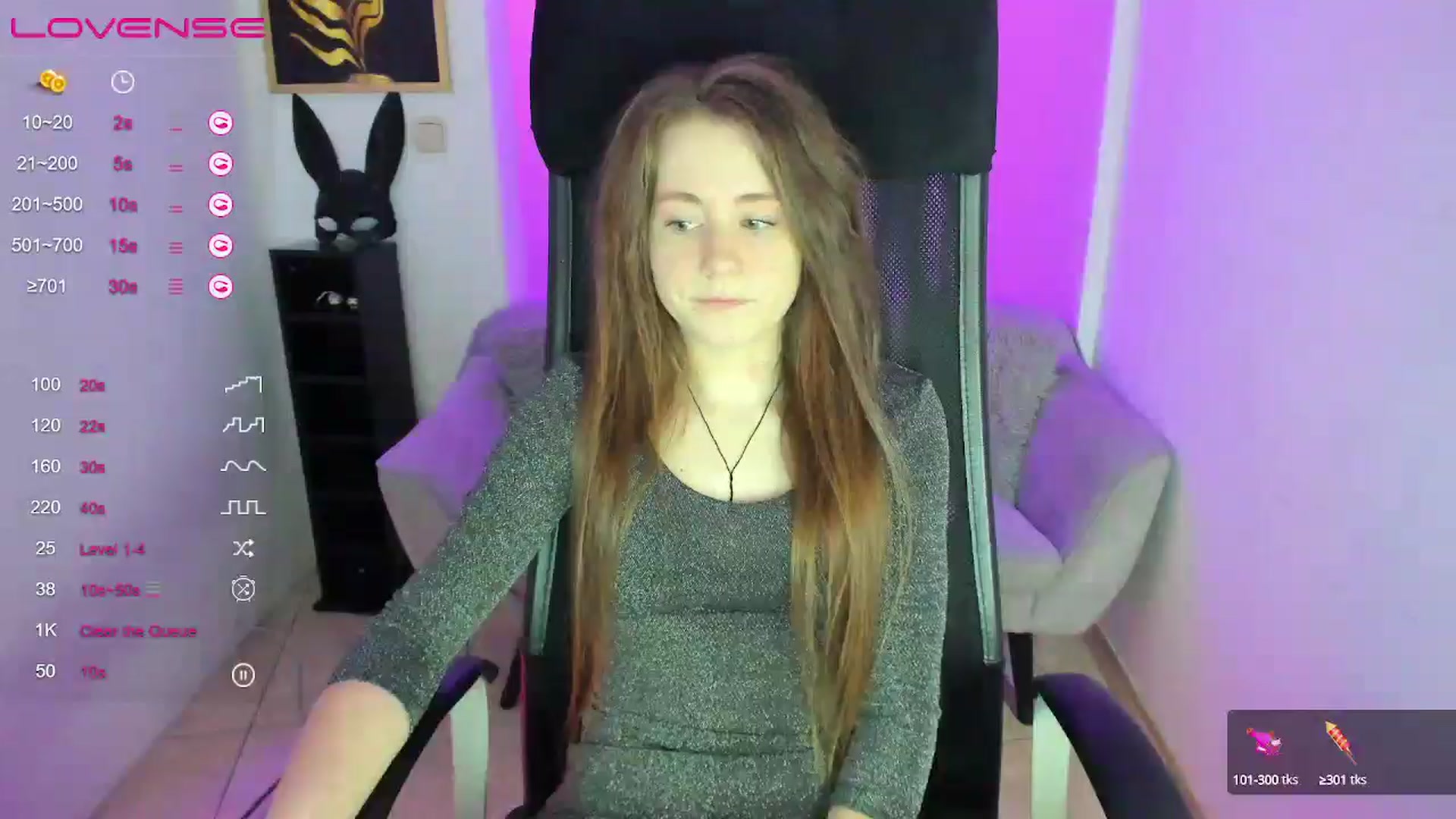 Gallery image thumbnail from Moonshinee's myfreecams stream on, 01/17/2025, 13:31 image 16 of 20