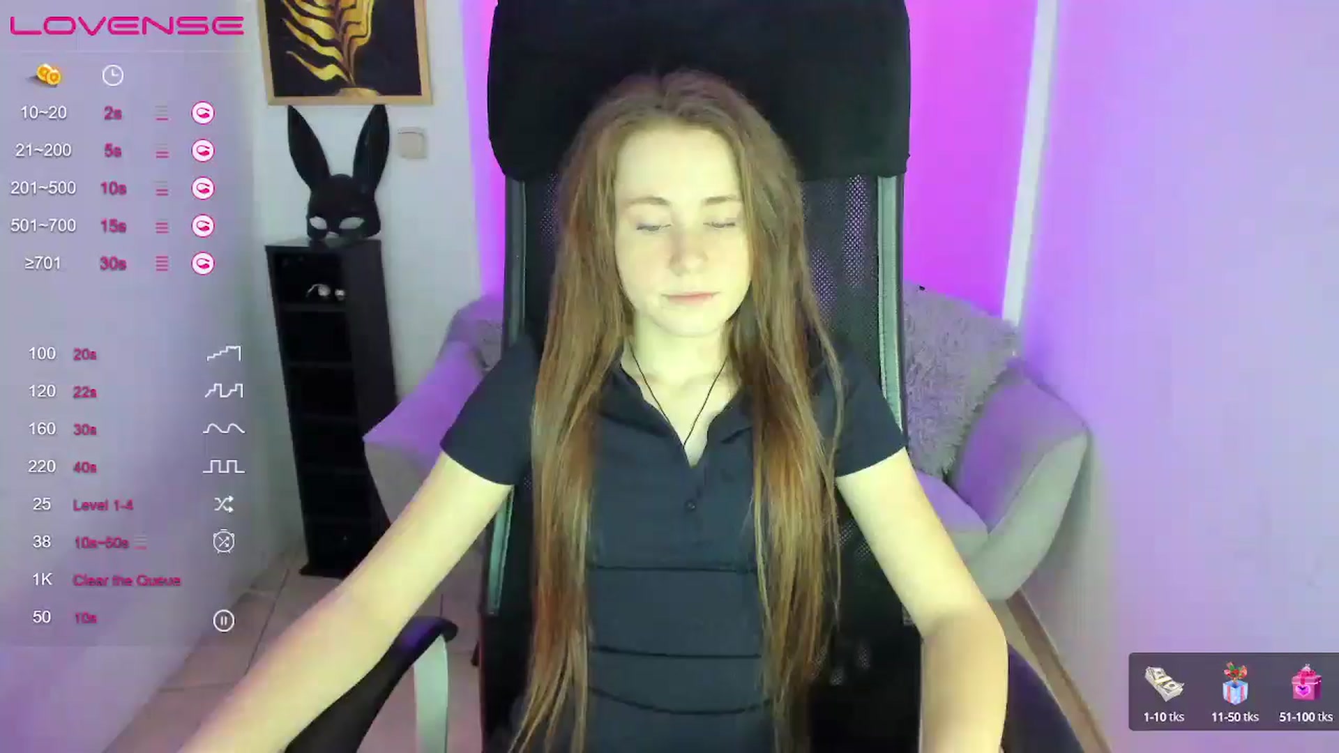 Gallery image thumbnail from Moonshinee's myfreecams stream on, 01/18/2025, 13:42 image 4 of 20