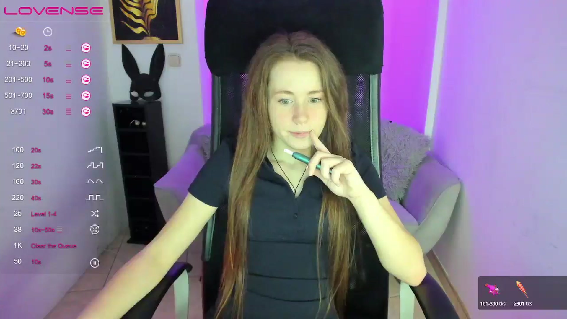 Gallery image thumbnail from Moonshinee's myfreecams stream on, 01/18/2025, 13:42 image 14 of 20