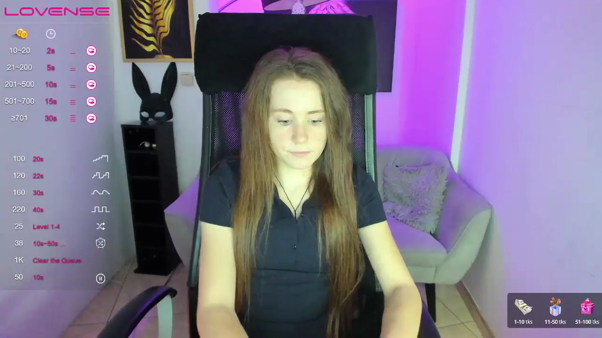 Gallery image thumbnail from Moonshinee's myfreecams stream on, 01/18/2025, 16:16 image 10 of 20