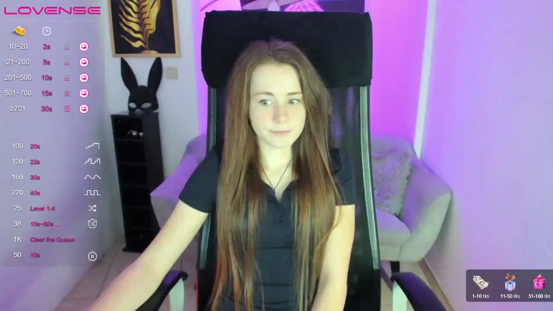 Gallery image thumbnail from Moonshinee's myfreecams stream on, 01/18/2025, 16:16 image 14 of 20