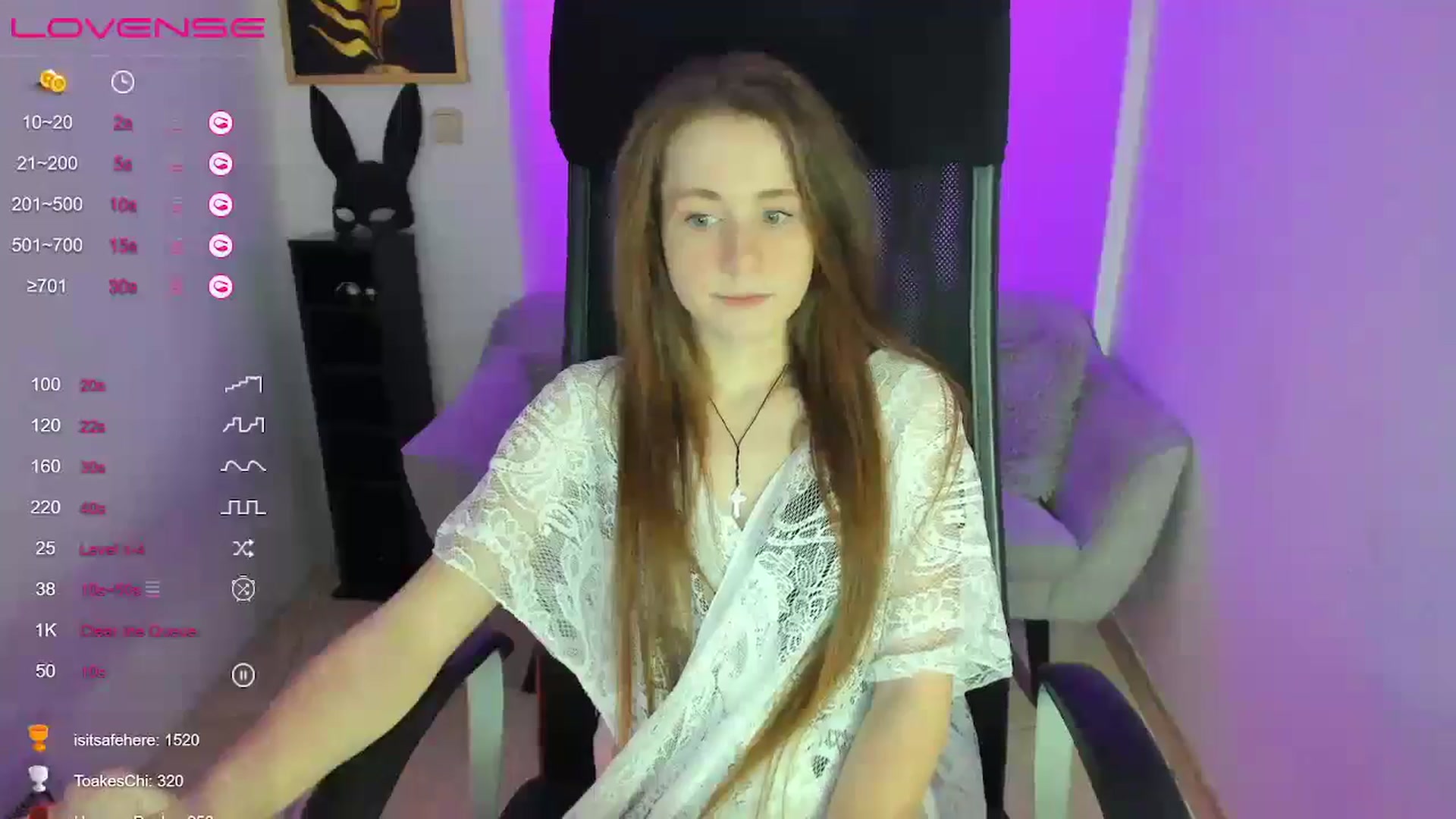 Gallery image thumbnail from Moonshinee's myfreecams stream on, 01/18/2025, 18:27 image 12 of 20