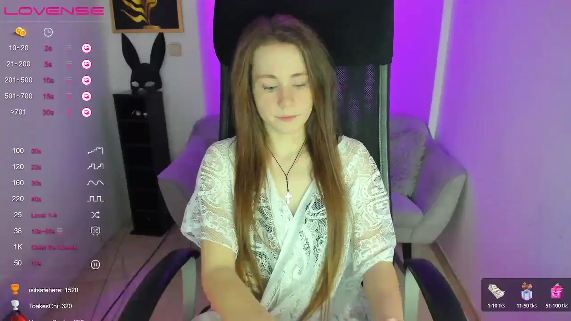 Gallery image thumbnail from Moonshinee's myfreecams stream on, 01/18/2025, 18:27 image 15 of 20