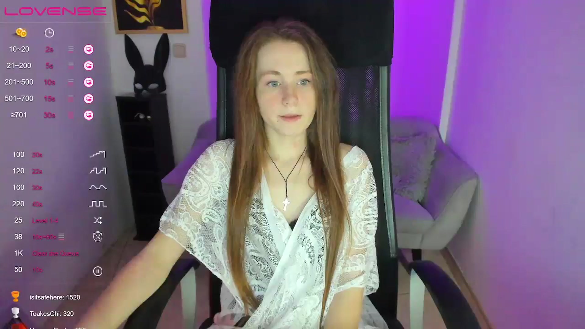 Gallery image thumbnail from Moonshinee's myfreecams stream on, 01/18/2025, 18:27 image 18 of 20