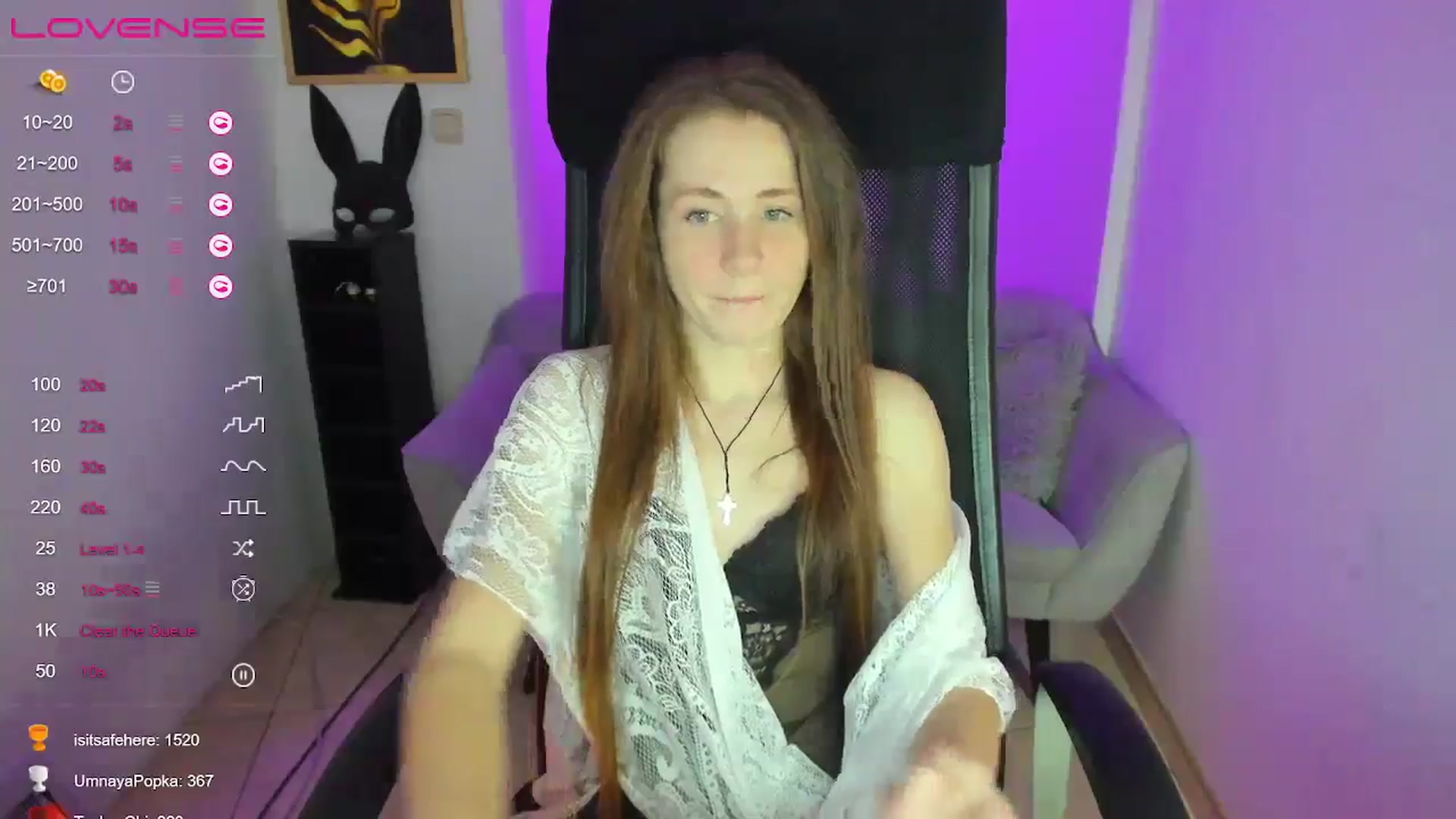 Gallery image thumbnail from Moonshinee's myfreecams stream on, 01/18/2025, 20:28 image 3 of 20