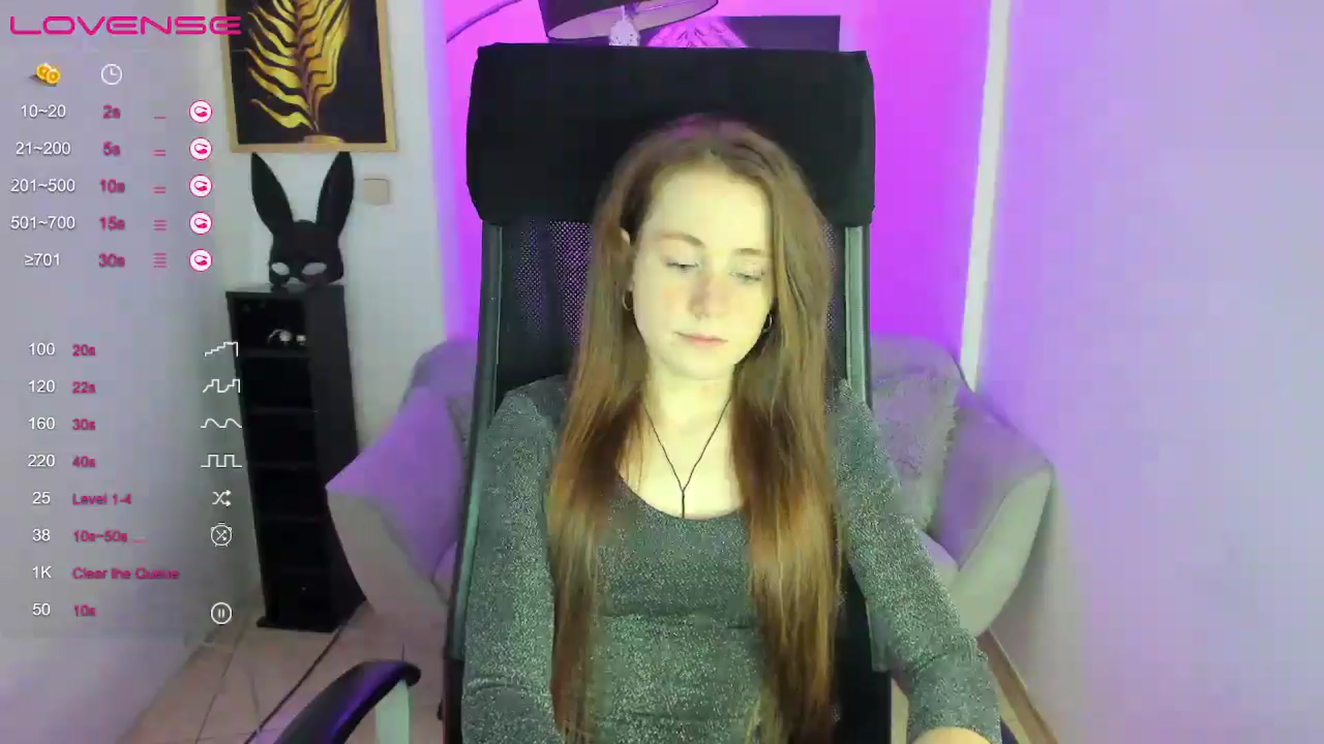 Gallery image thumbnail from Moonshinee's myfreecams stream on, 01/19/2025, 13:20 image 7 of 20