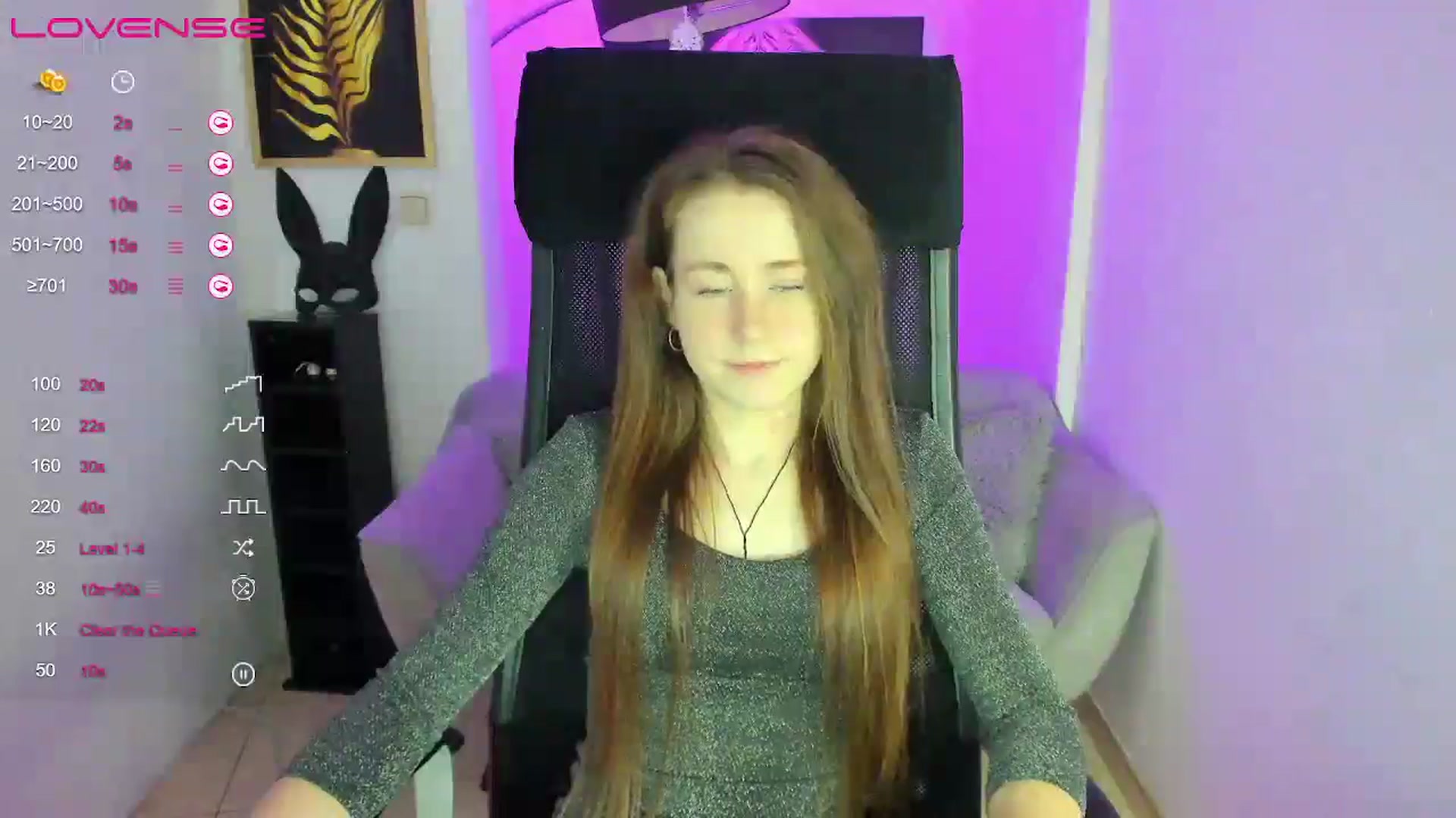Gallery image thumbnail from Moonshinee's myfreecams stream on, 01/19/2025, 13:20 image 17 of 20