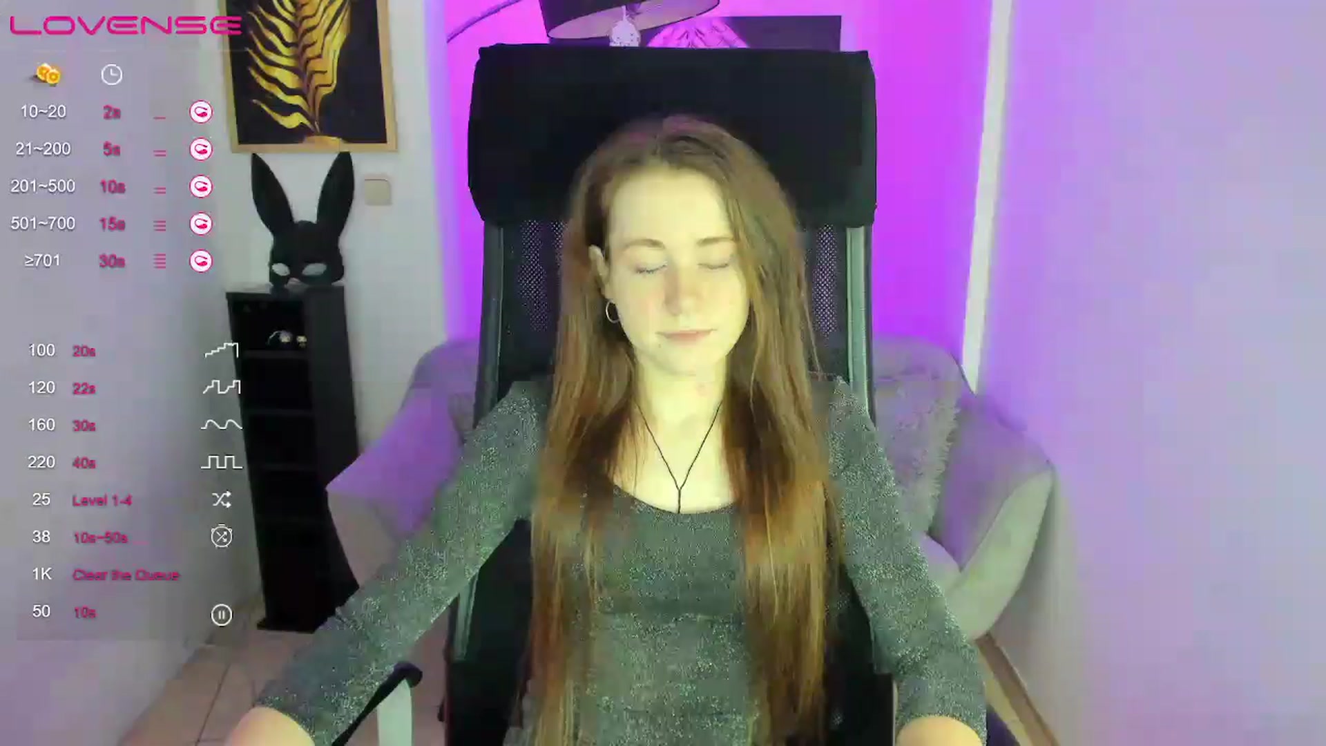 Gallery image thumbnail from Moonshinee's myfreecams stream on, 01/19/2025, 13:20 image 9 of 20
